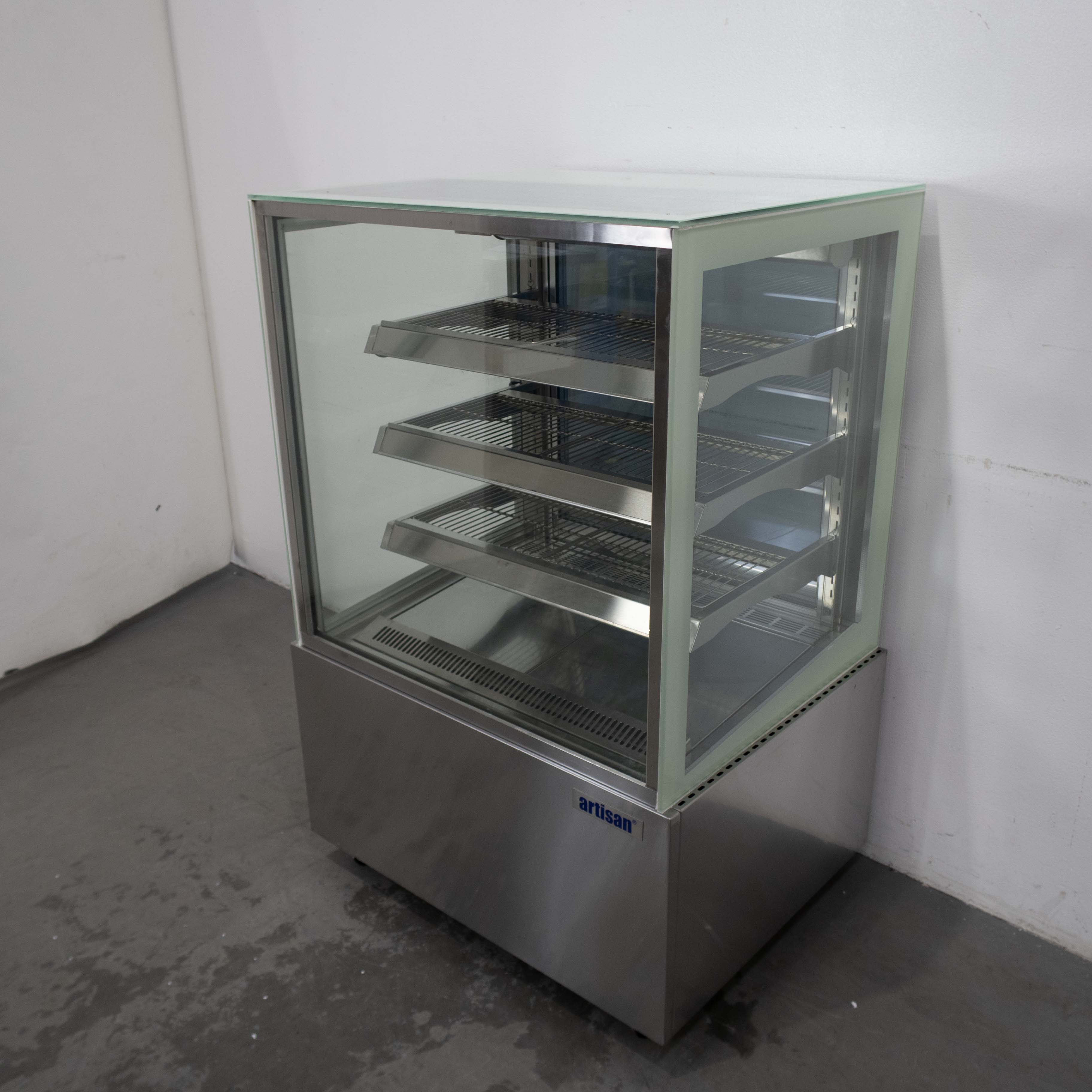 Artisan M3409B Refrigerated Display - 752507
