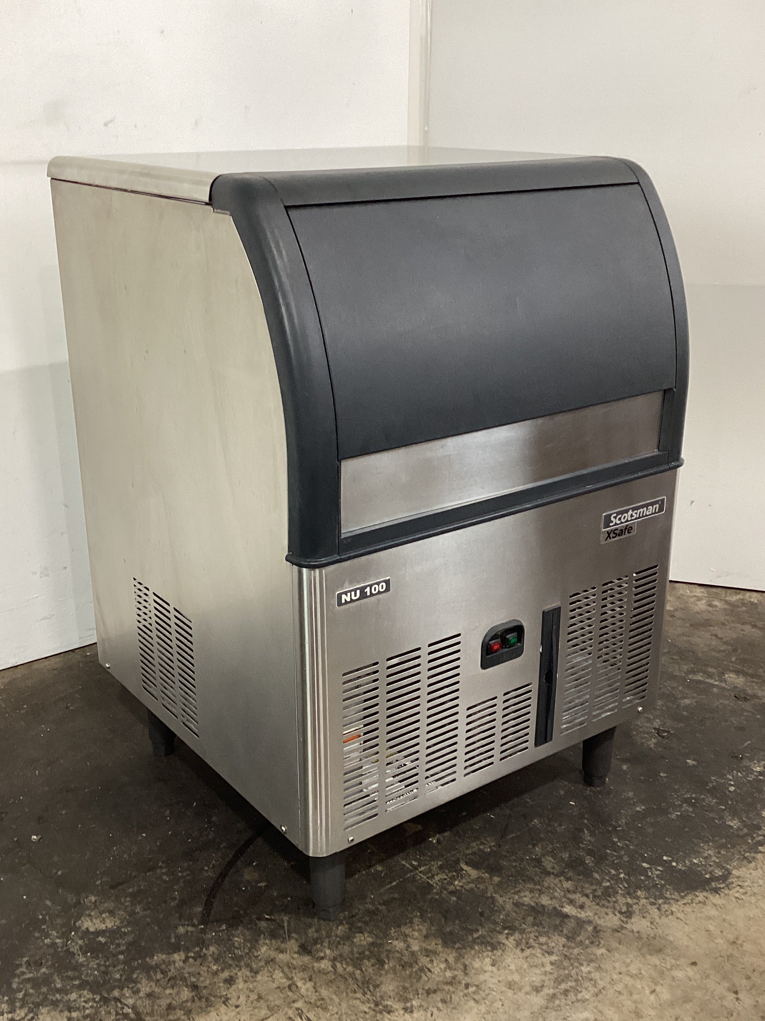 Scotsman NU100AS Ice Machine - 765222