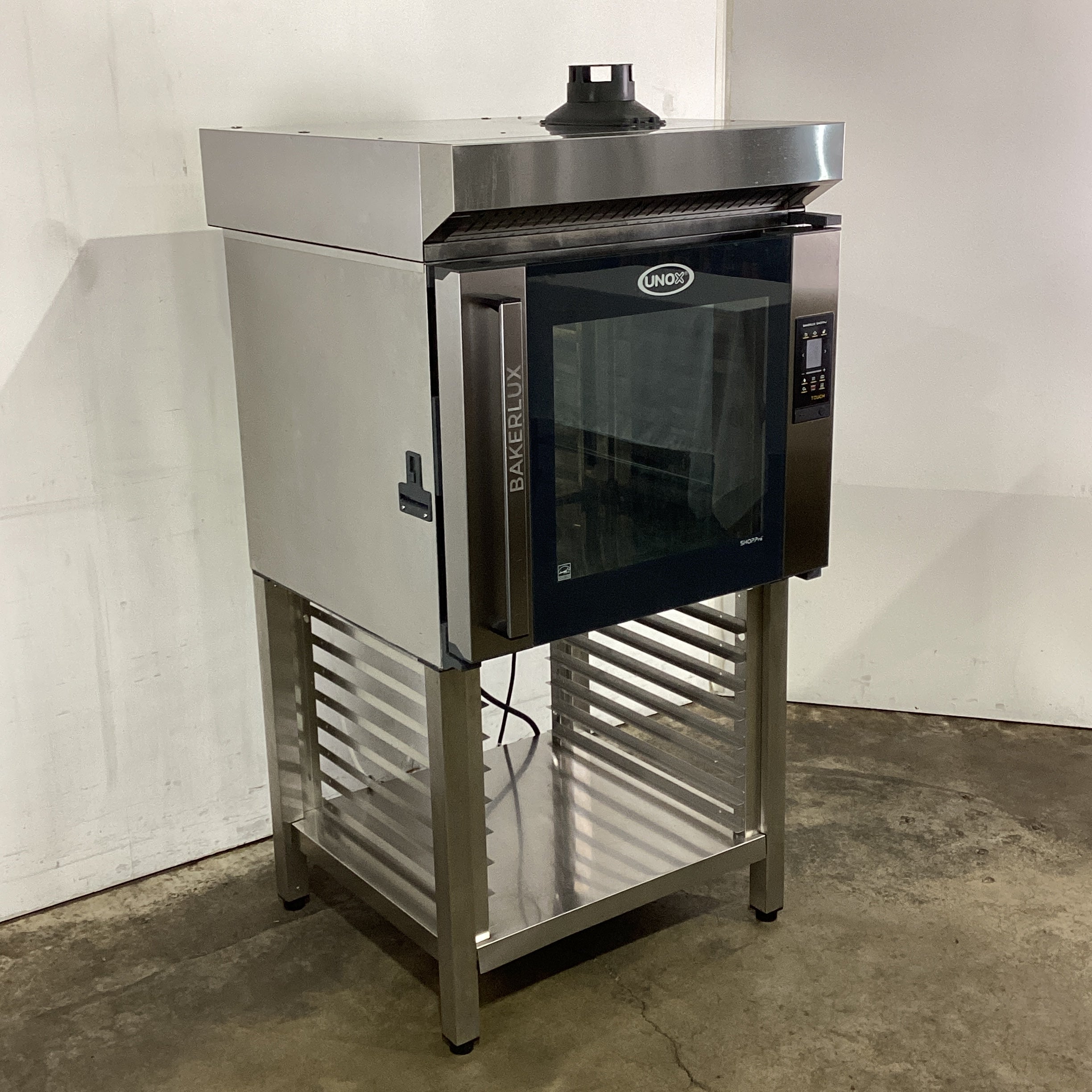 Unox BAKERLUX XEFT-06EU-ETLV Combi Oven with Hood + Stand - 767238