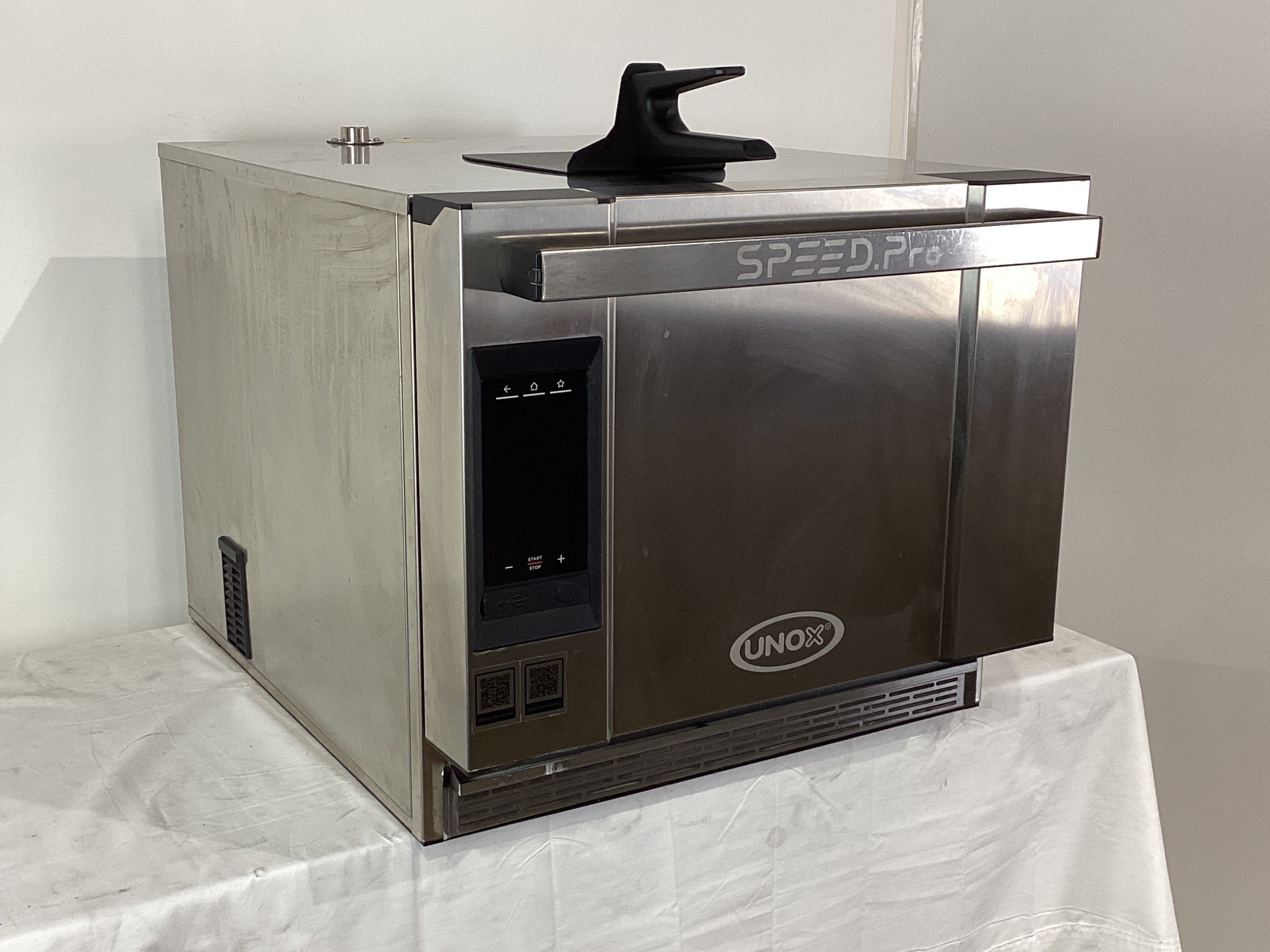 Unox XESW-03HS-MDDN Speed Oven - 786503