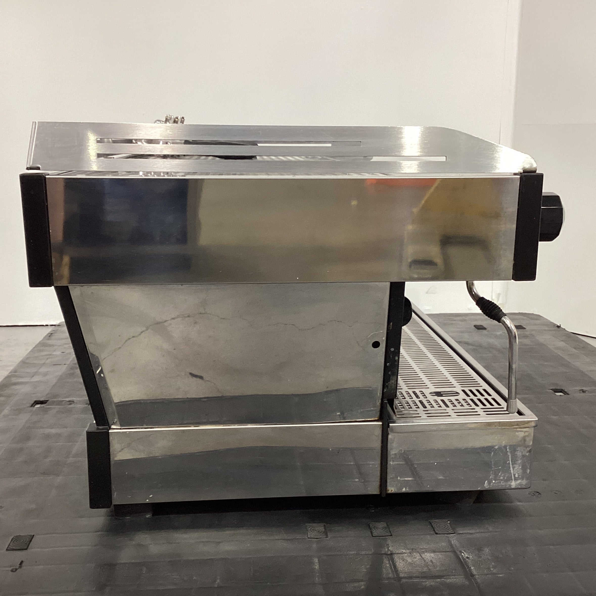 La Marzocco 3AV Linea PB Coffee Machine 3 Group - 800227