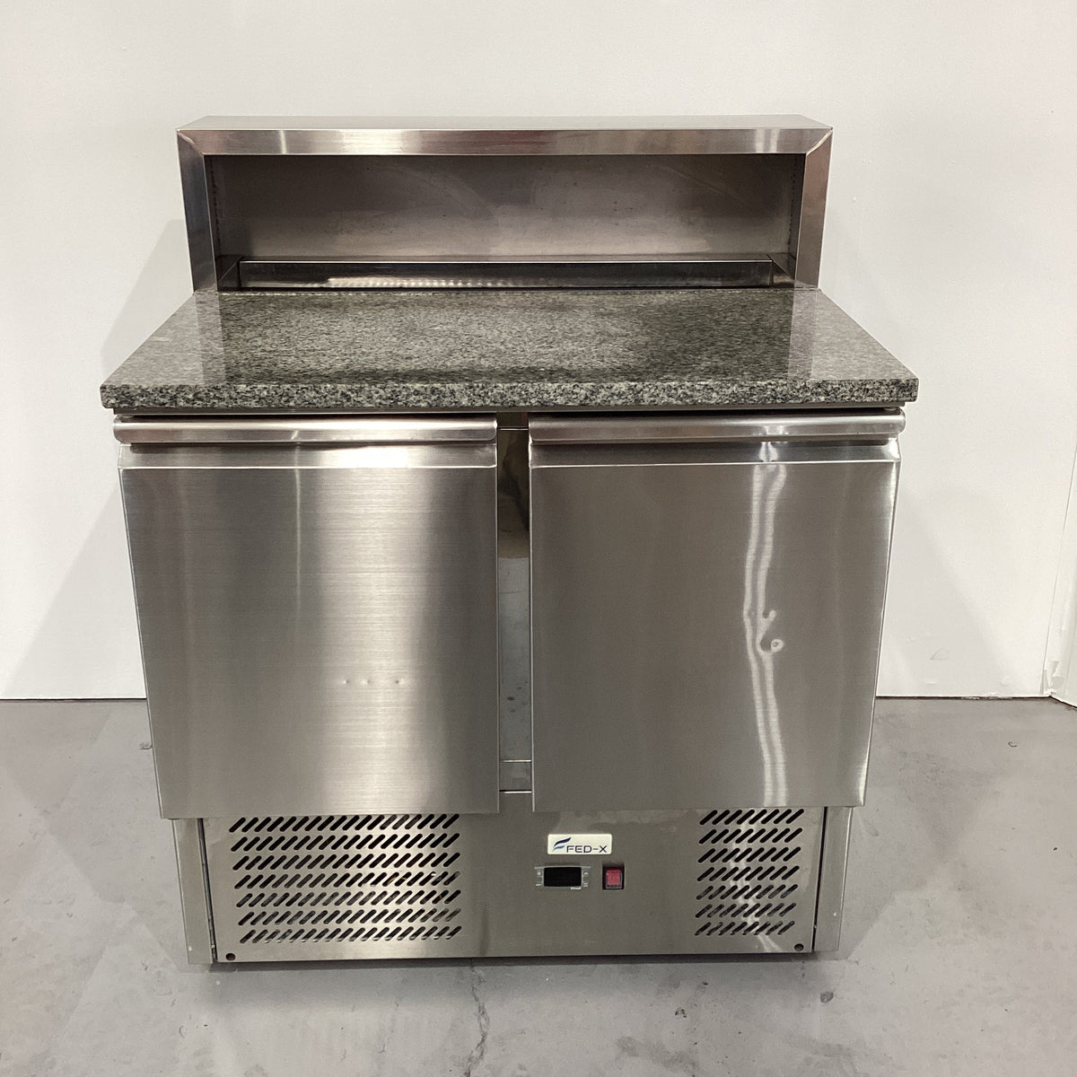 FED-X XGNS900E Sandwich Prep Bench - 809489
