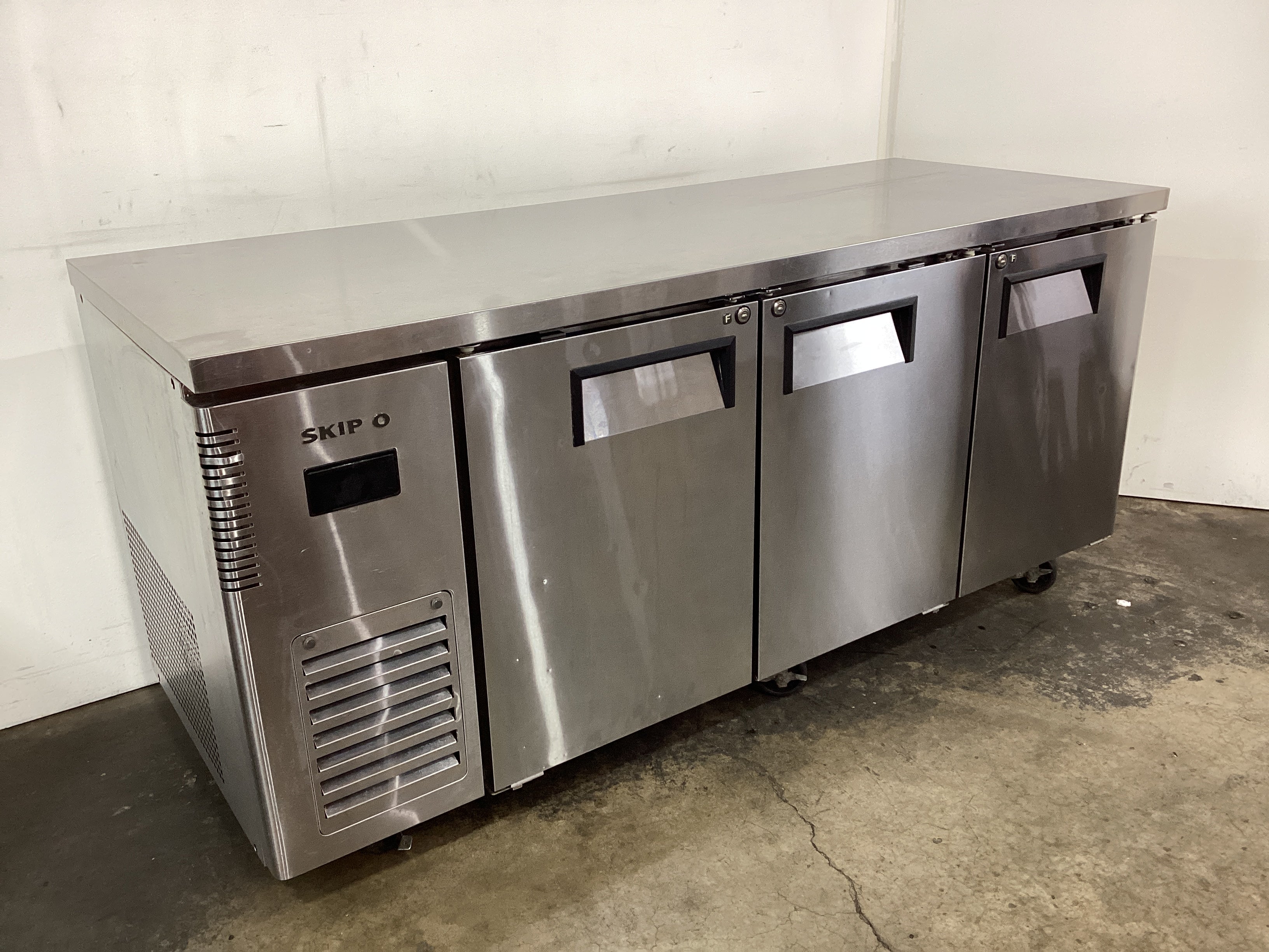 Skipio SUF18-3 Underbench Freezer - 811274