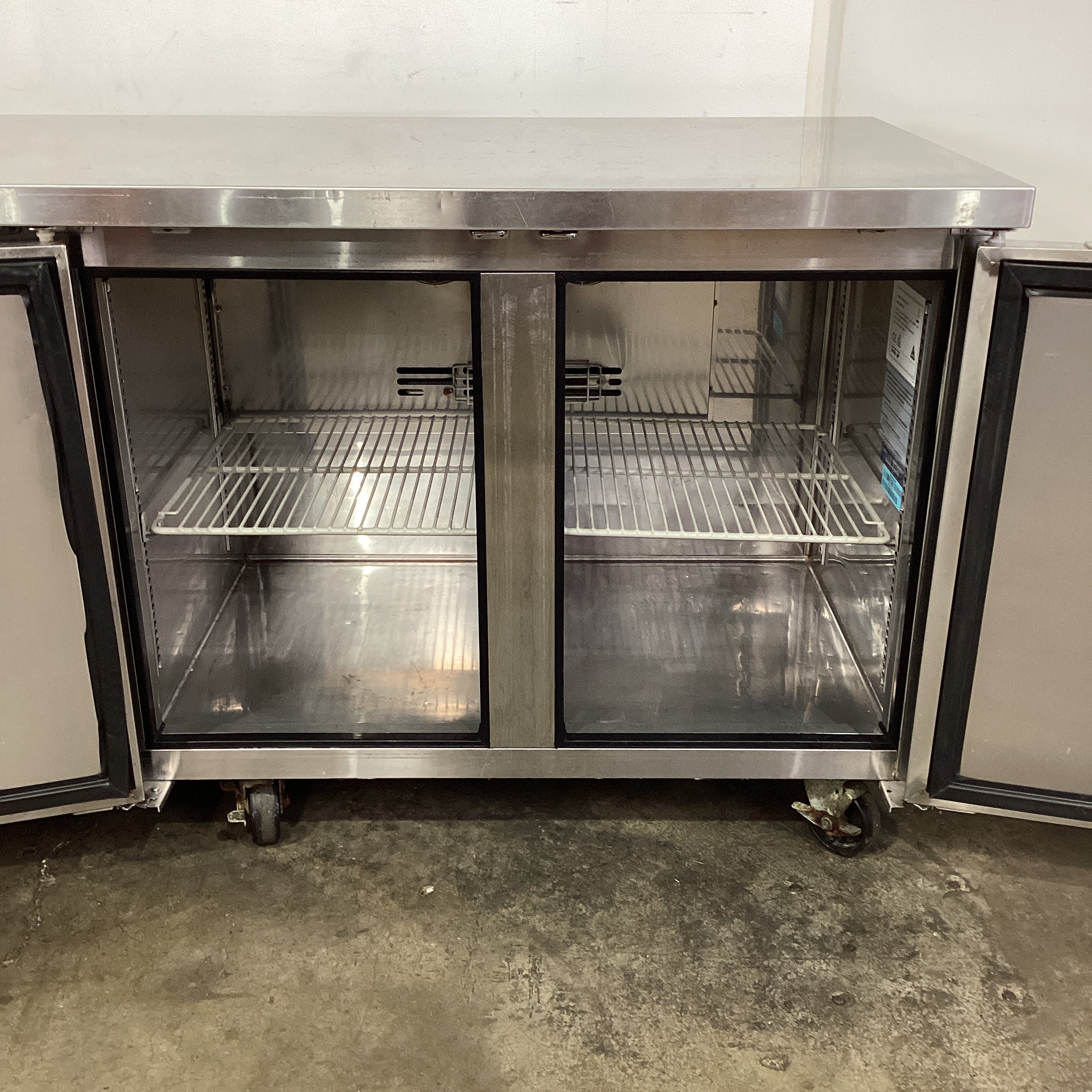 Turbo Air KURF18-3 N Undercounter Fridge/Freezer - 812901