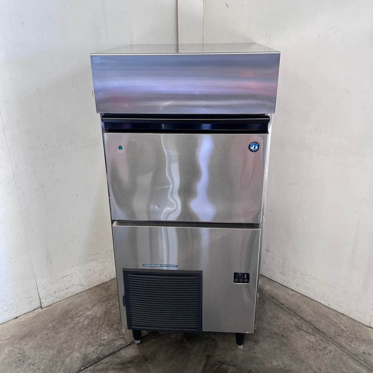Hoshizaki KM-140C Ice Machine - 836513