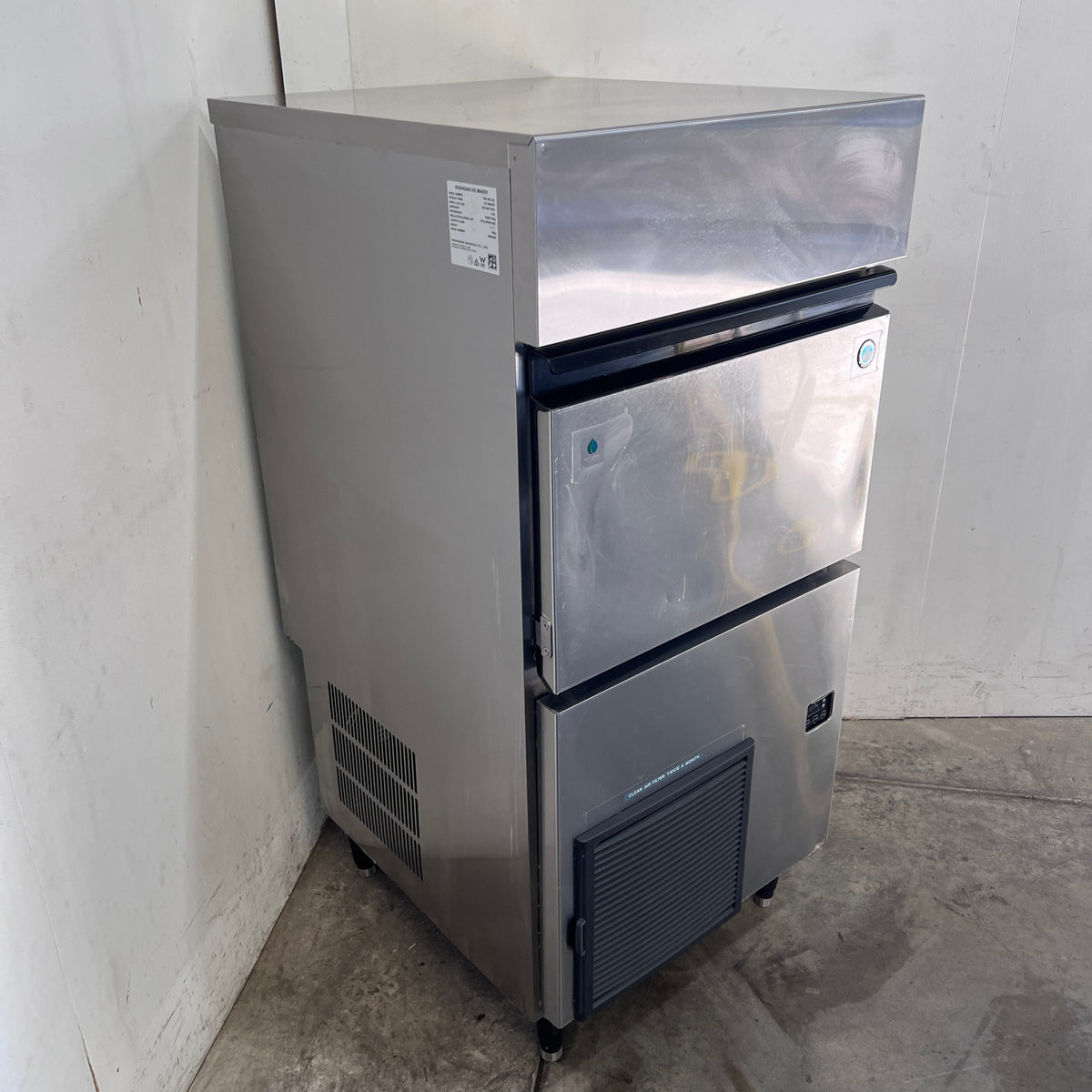 Hoshizaki KM-140C Ice Machine - 836513