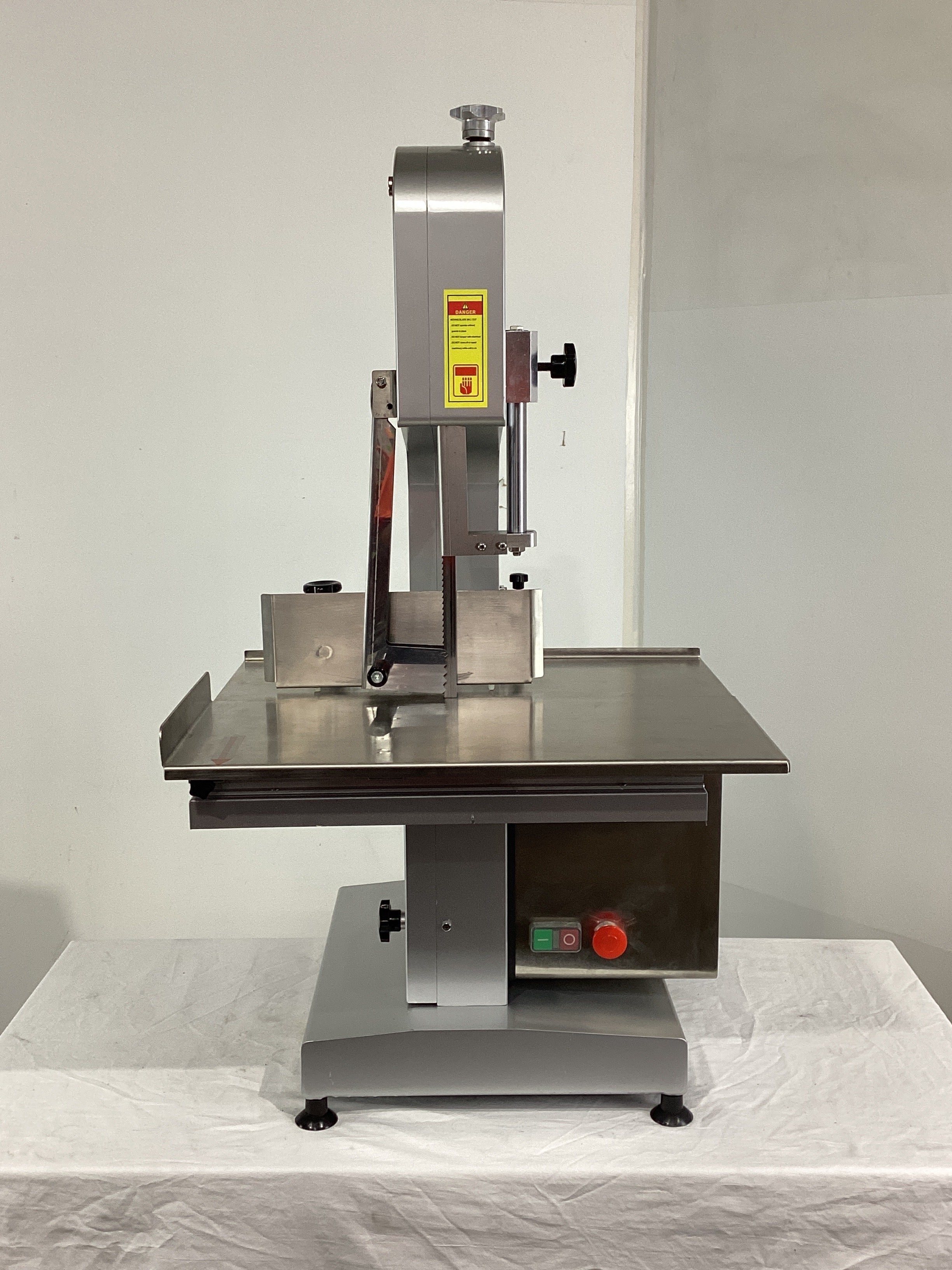 Federal JG300AH Benchtop Bone Saw - 838366