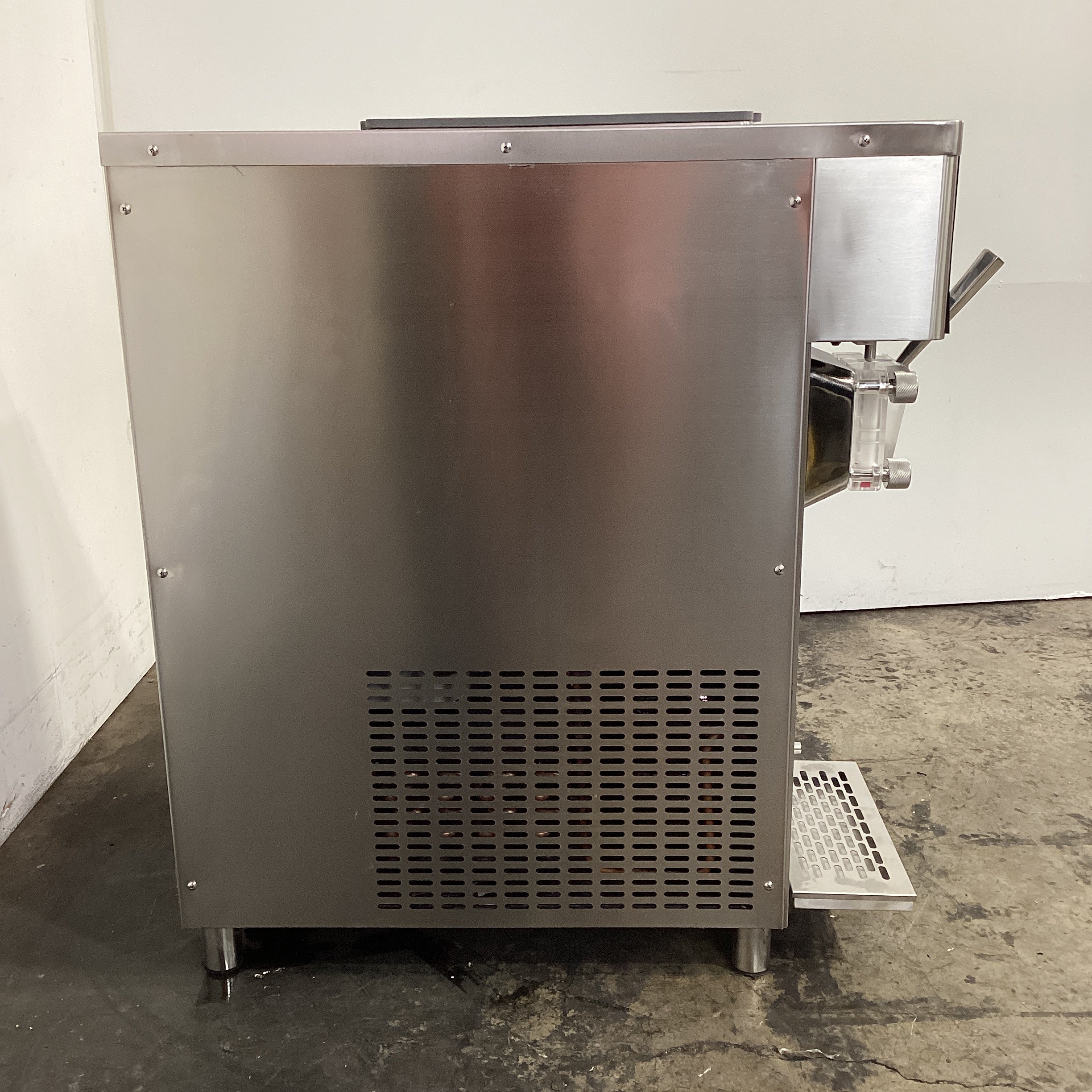 Brullen i91 2020 Gravity Feed Ice Cream Machine - 860509