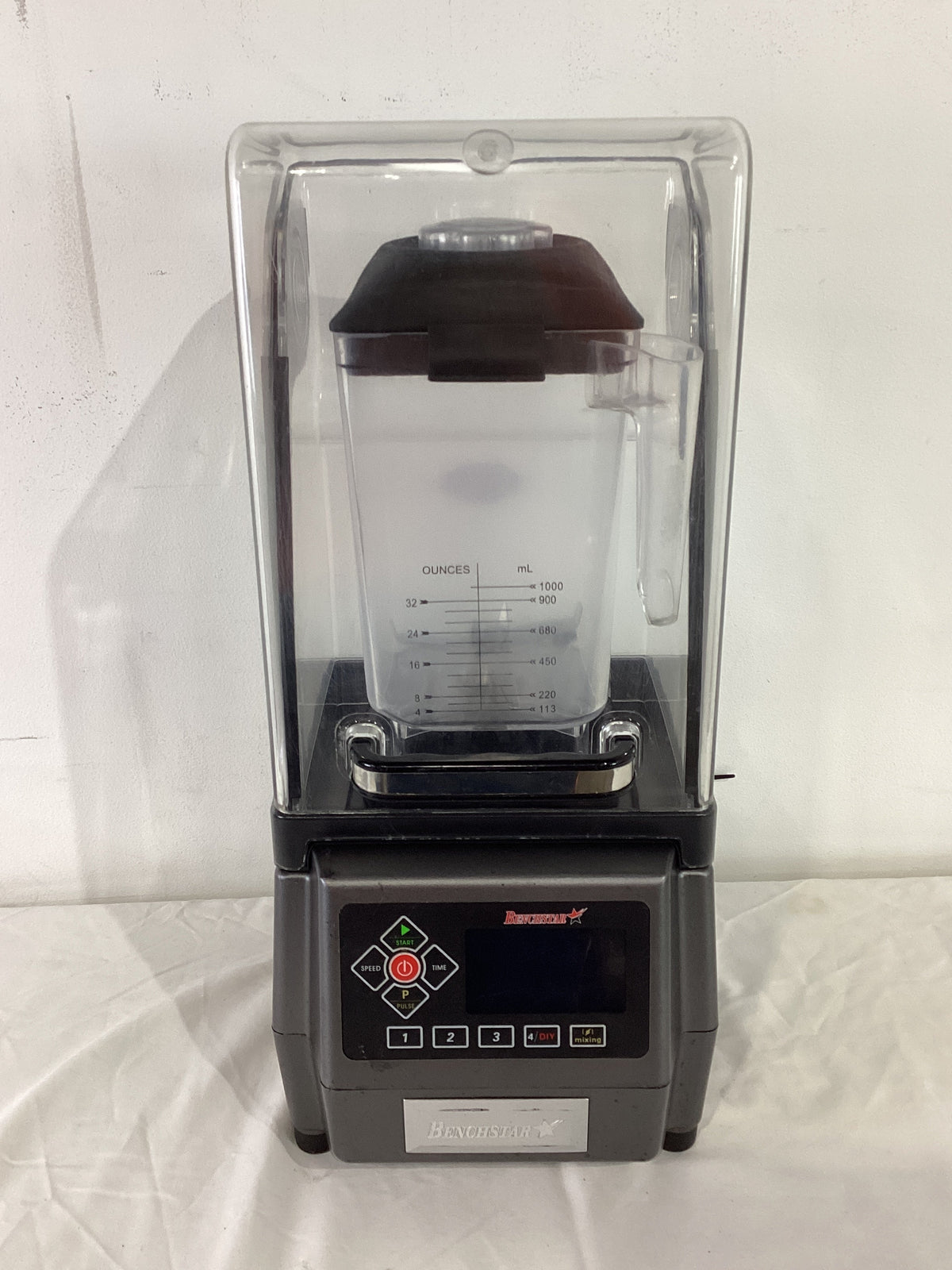 Benchstar KS-10000 Blender + Sound Barrier - 863390