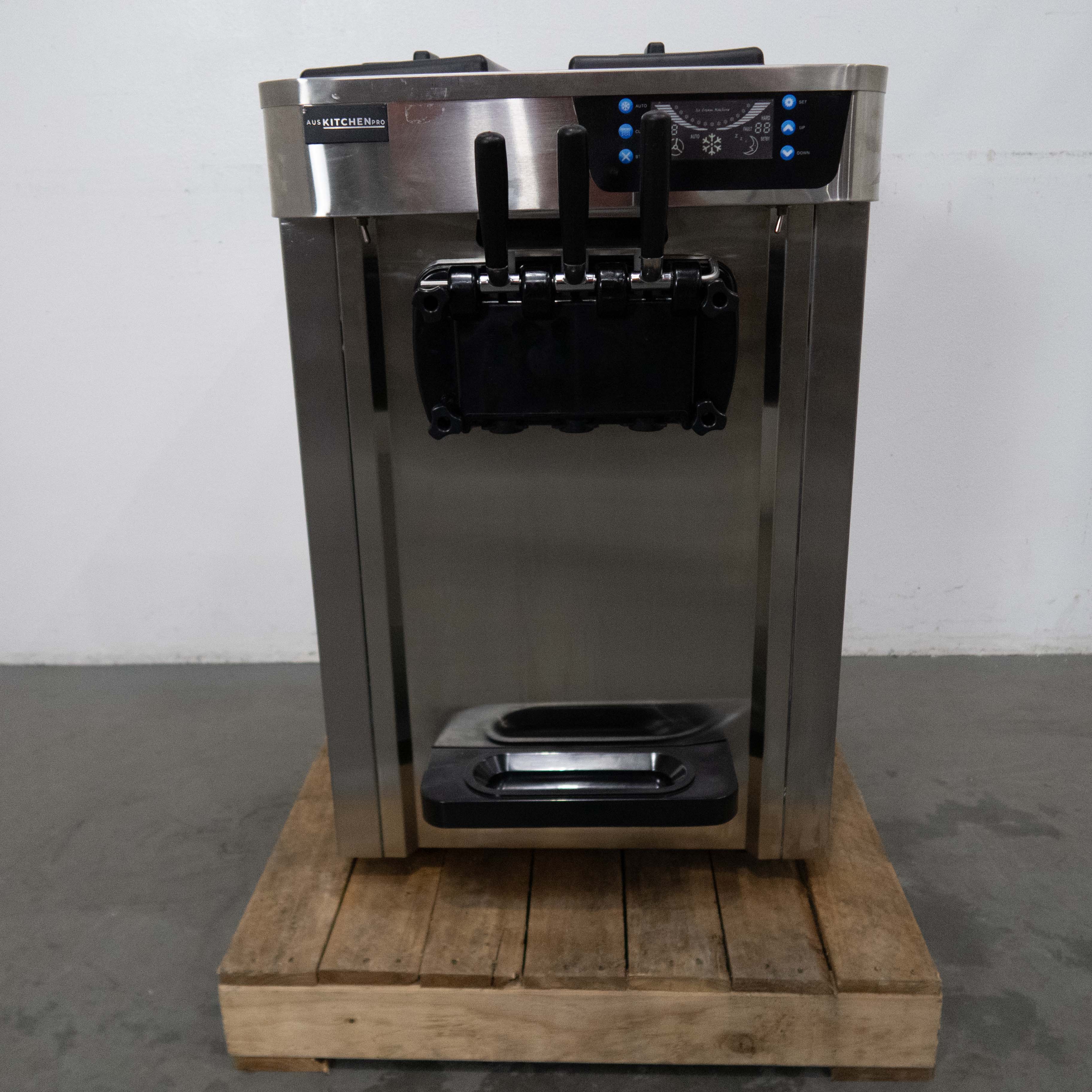 Aus Kitchen Pro AUSKPSSA22 Ice Cream Machine - 863468