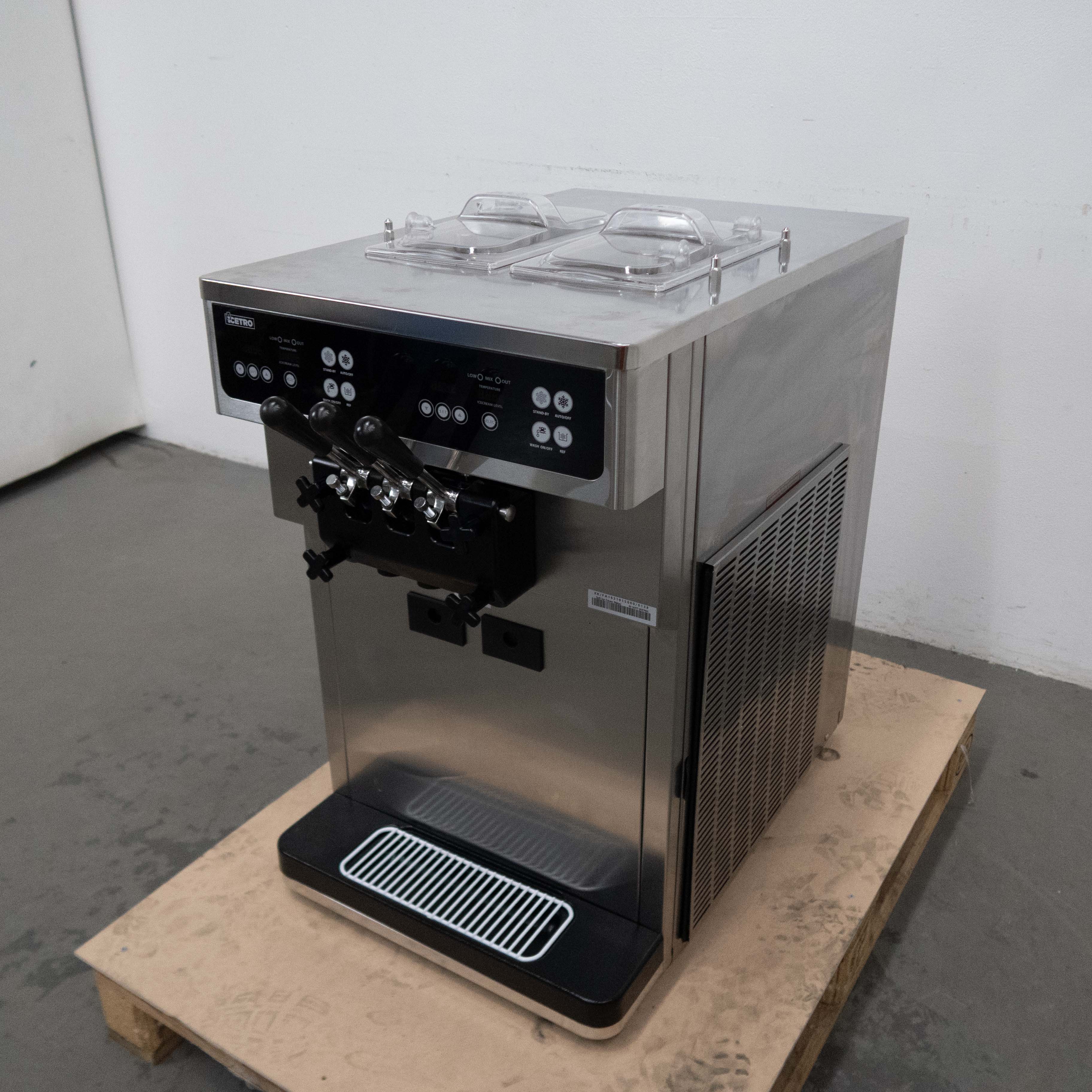 Icetro ISI-163TT Countertop Soft Serve Machine - 872920