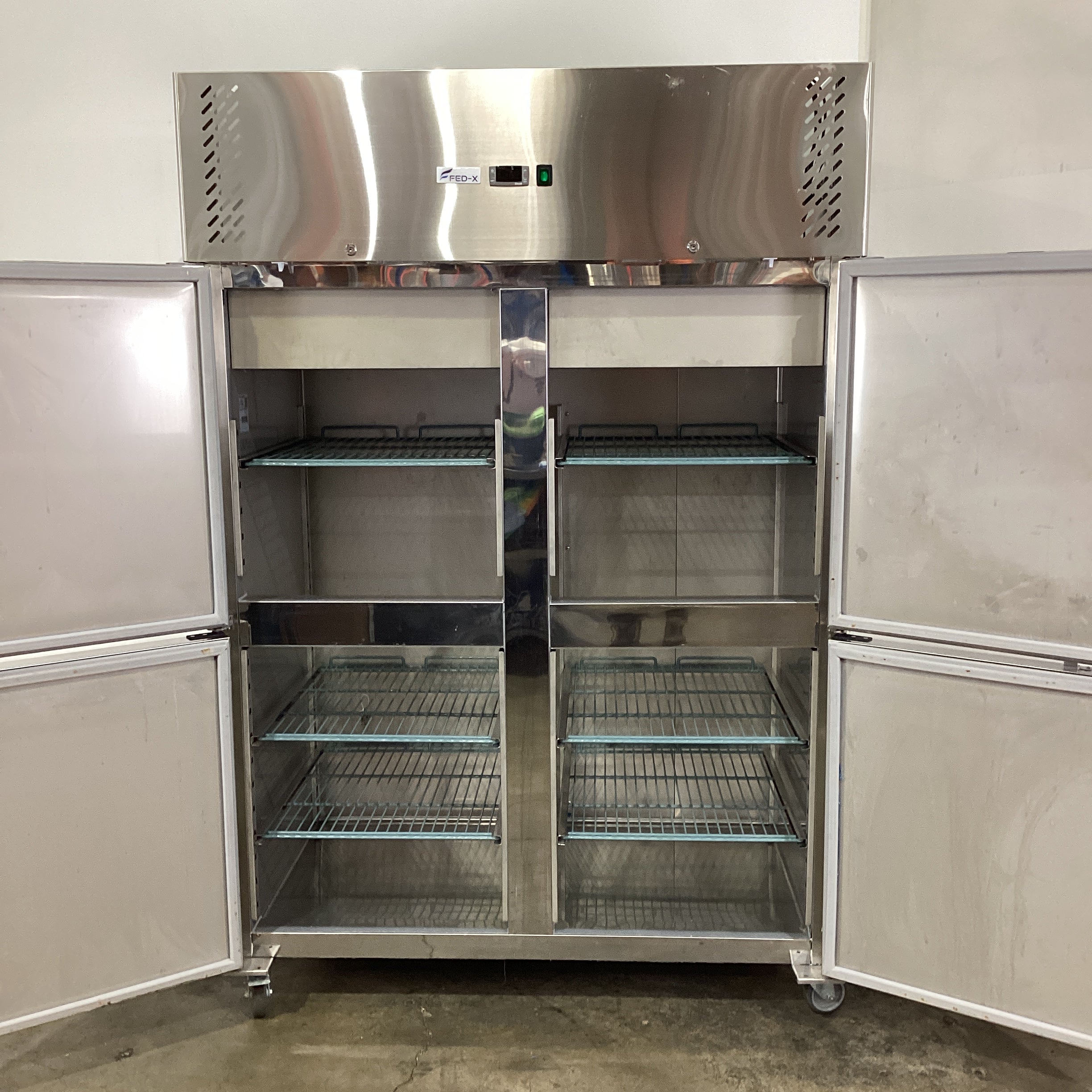 FED-X XURC1200S2V Upright Fridge - 873259