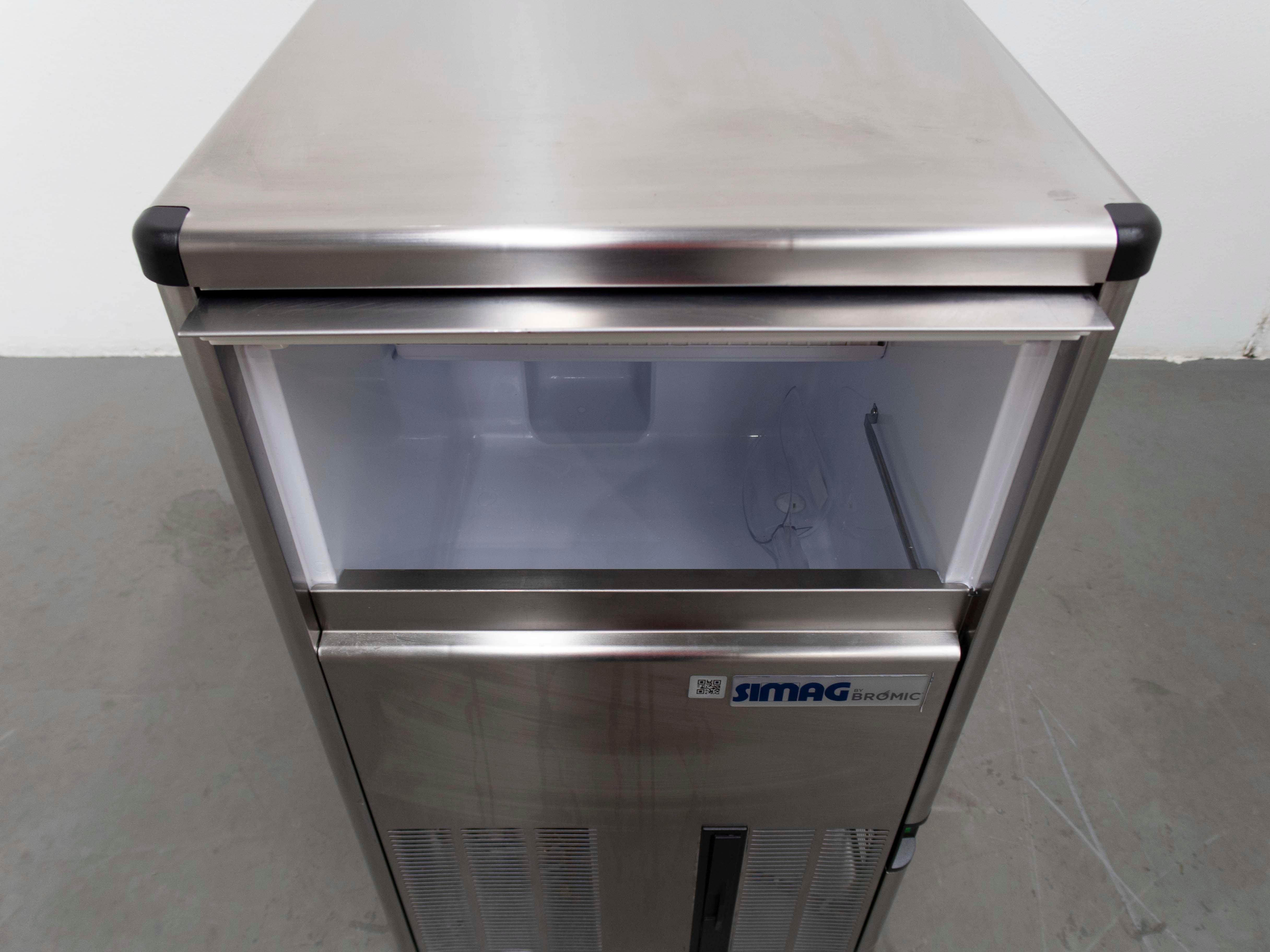 Bromic IM0043SSC Ice Machine - 873661