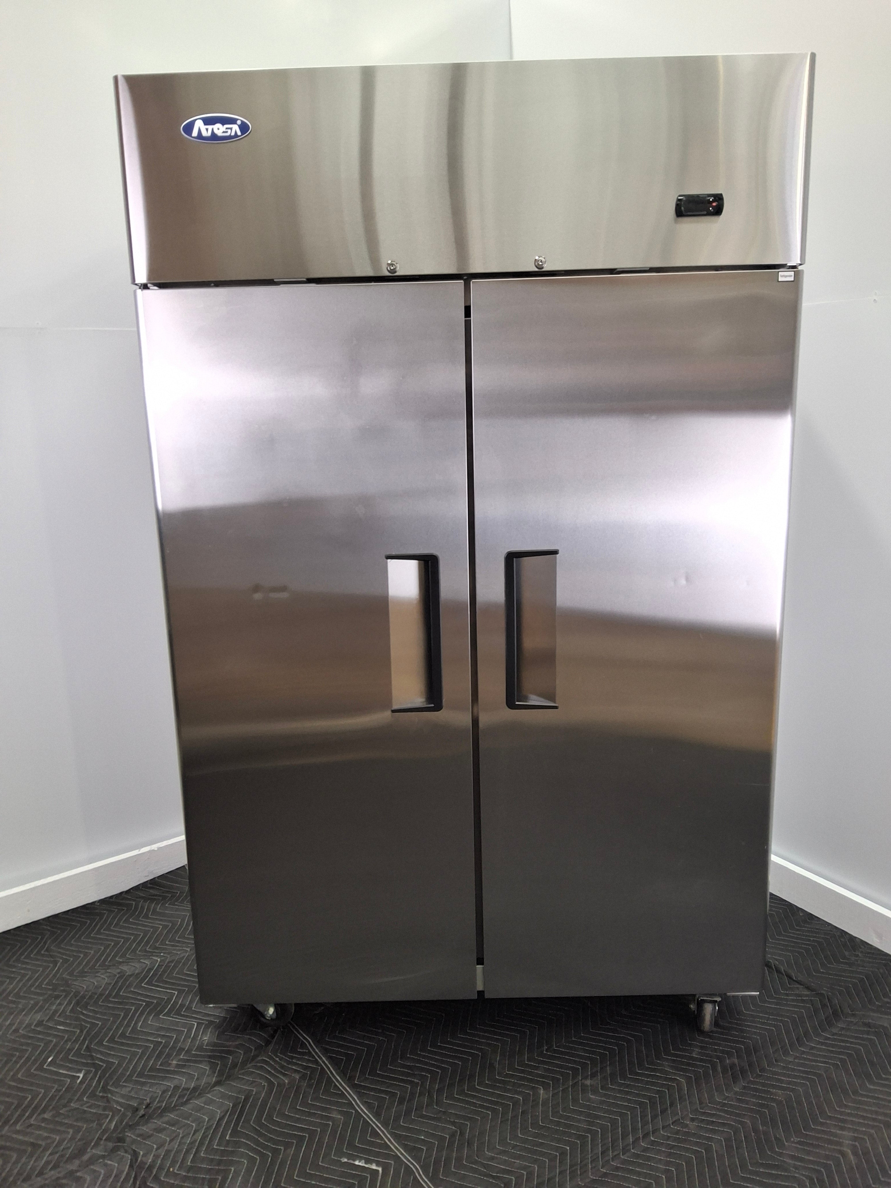 Atosa YBF9218GR Upright Fridge - 877853