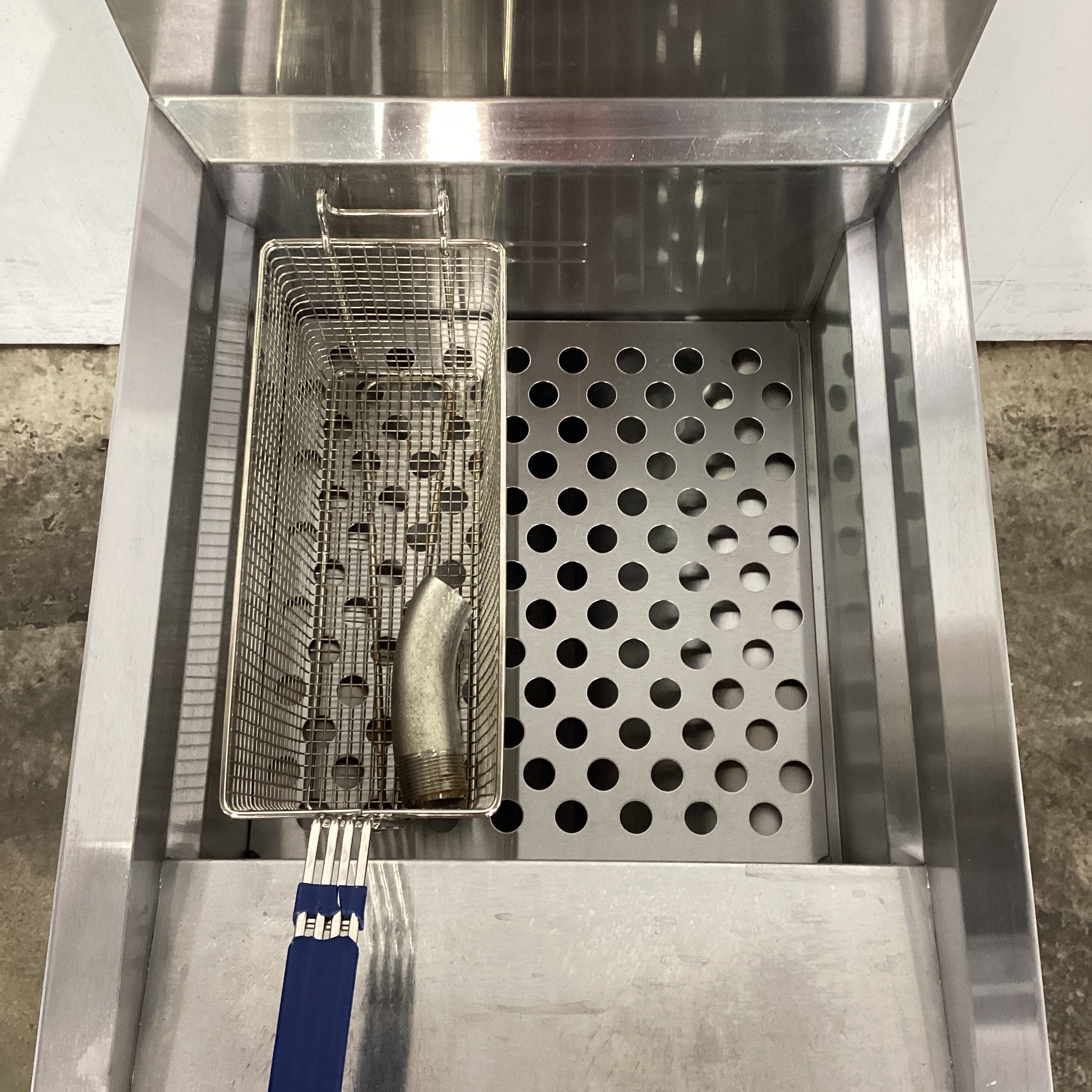 Waldorf FN8120G Fryer - 879611