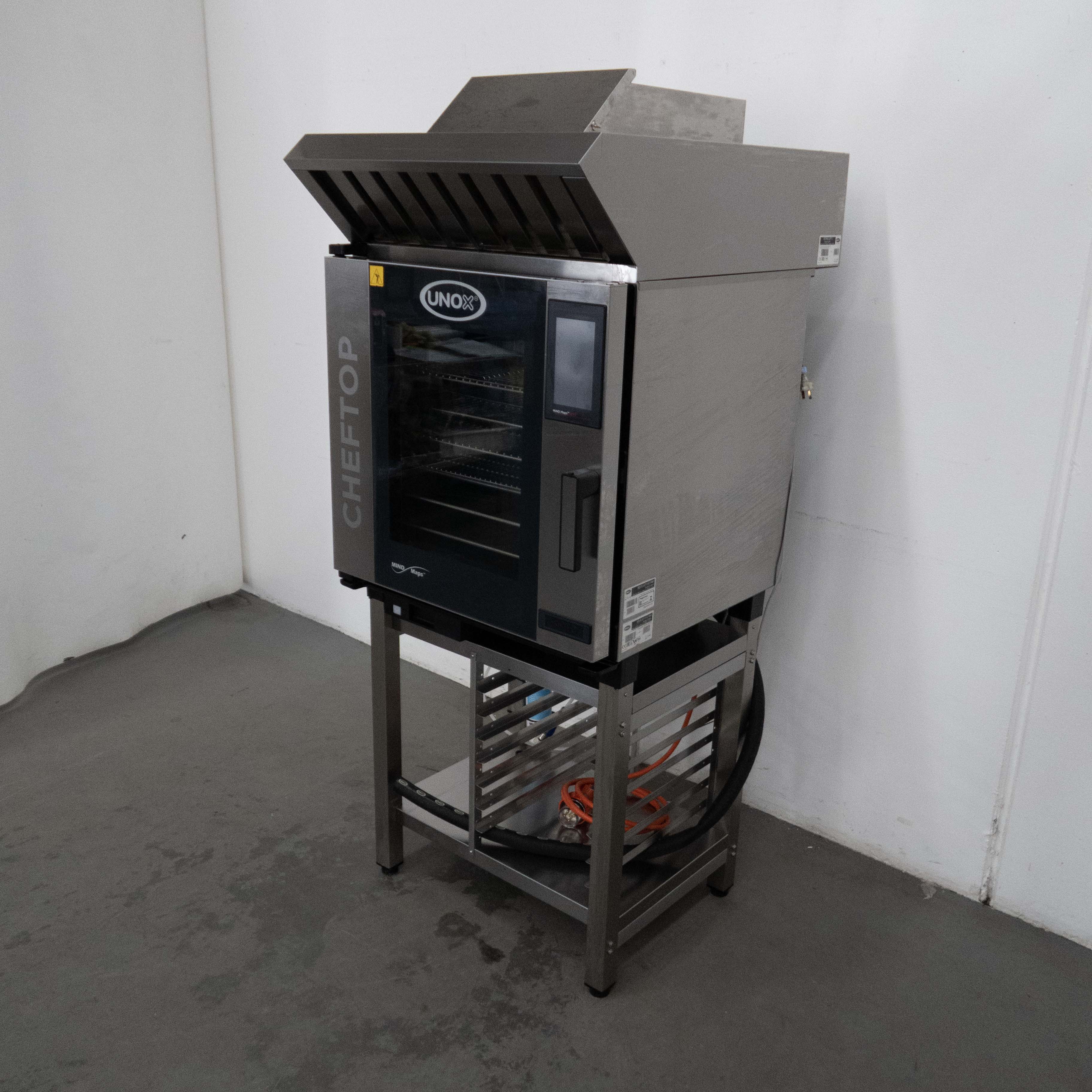 Unox XEVC-0711-E1RM 7 Tray Combi Oven + Hood with Steam Condenser + Stand - 881109
