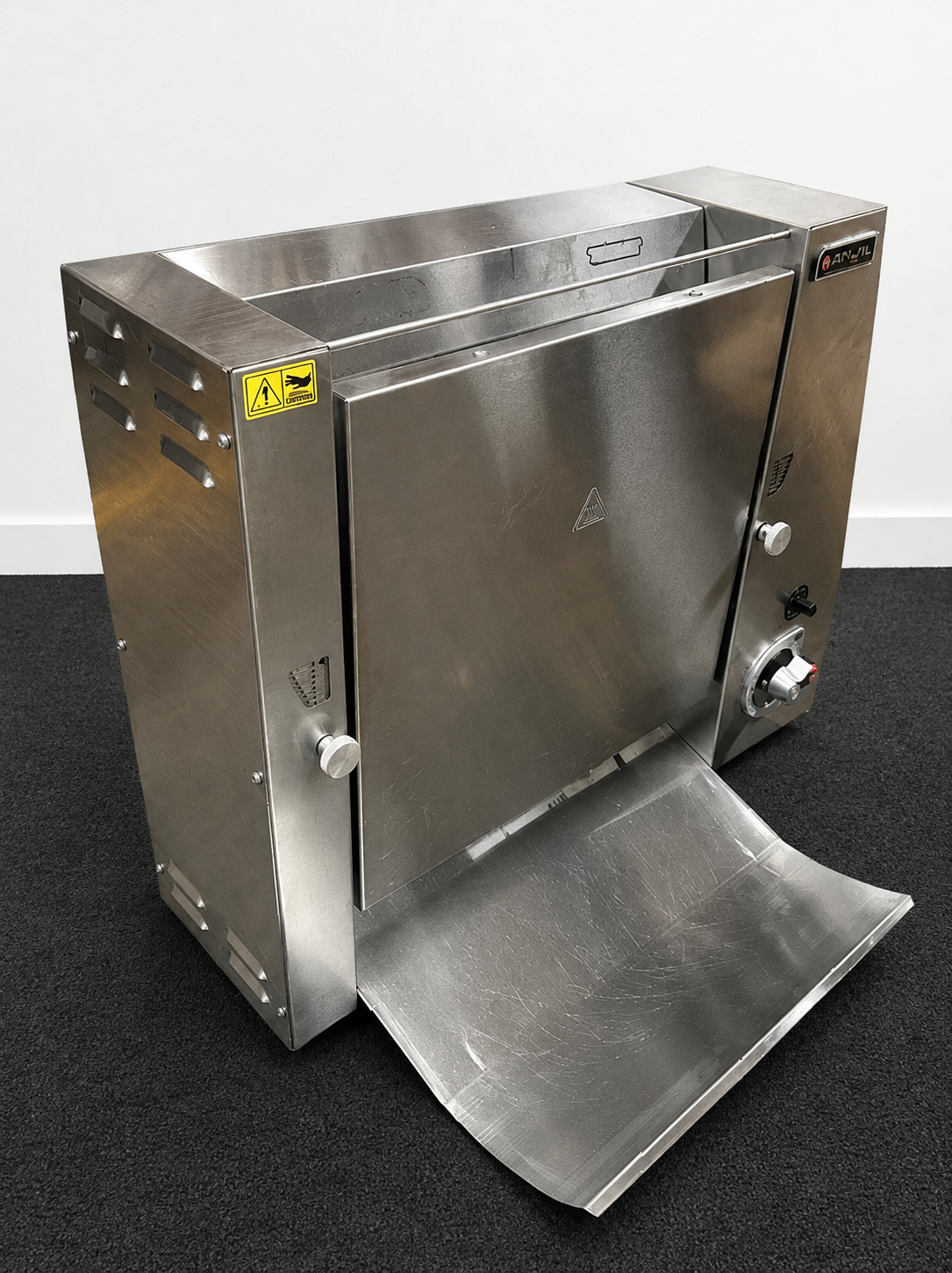 Anvil VTA0101-ICE Vertical Bun Toaster - 884266