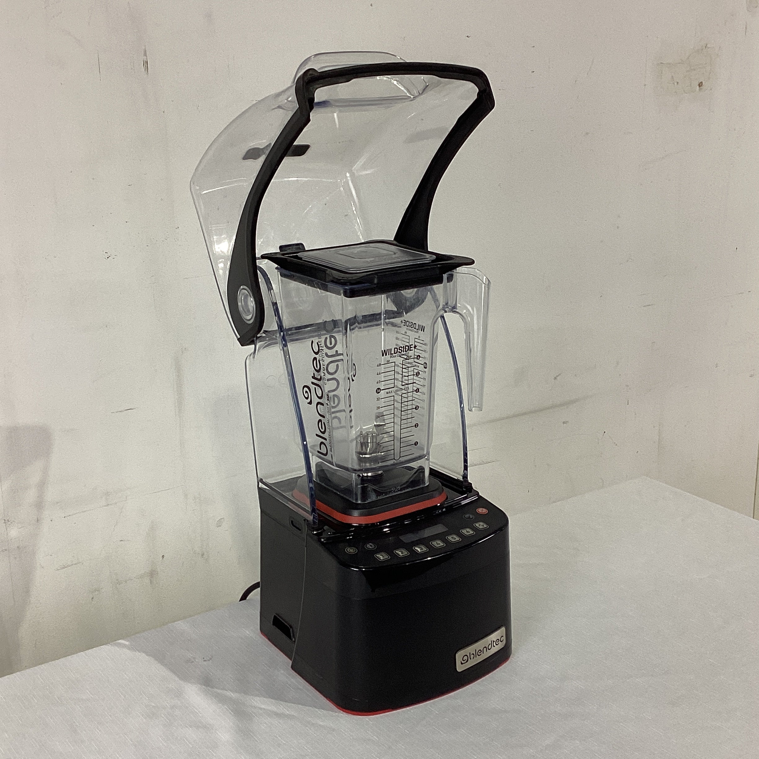 Blendtec Stealth 885 Blender - 884930