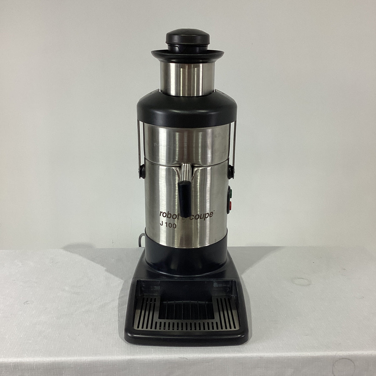 Robot Coupe J100 Juicer - 903043