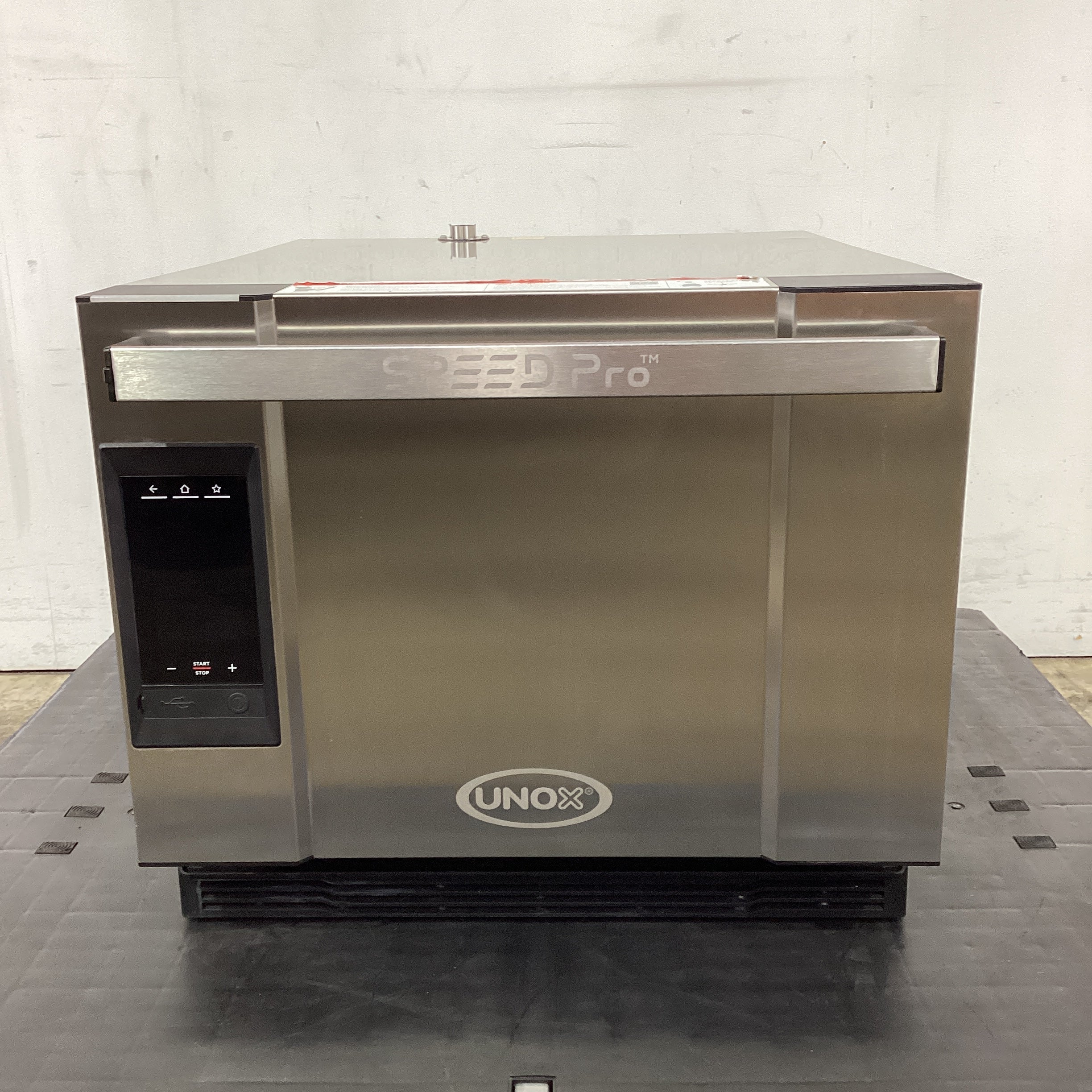 Unox XESR-03HS-EDDN Speed Oven - 913761