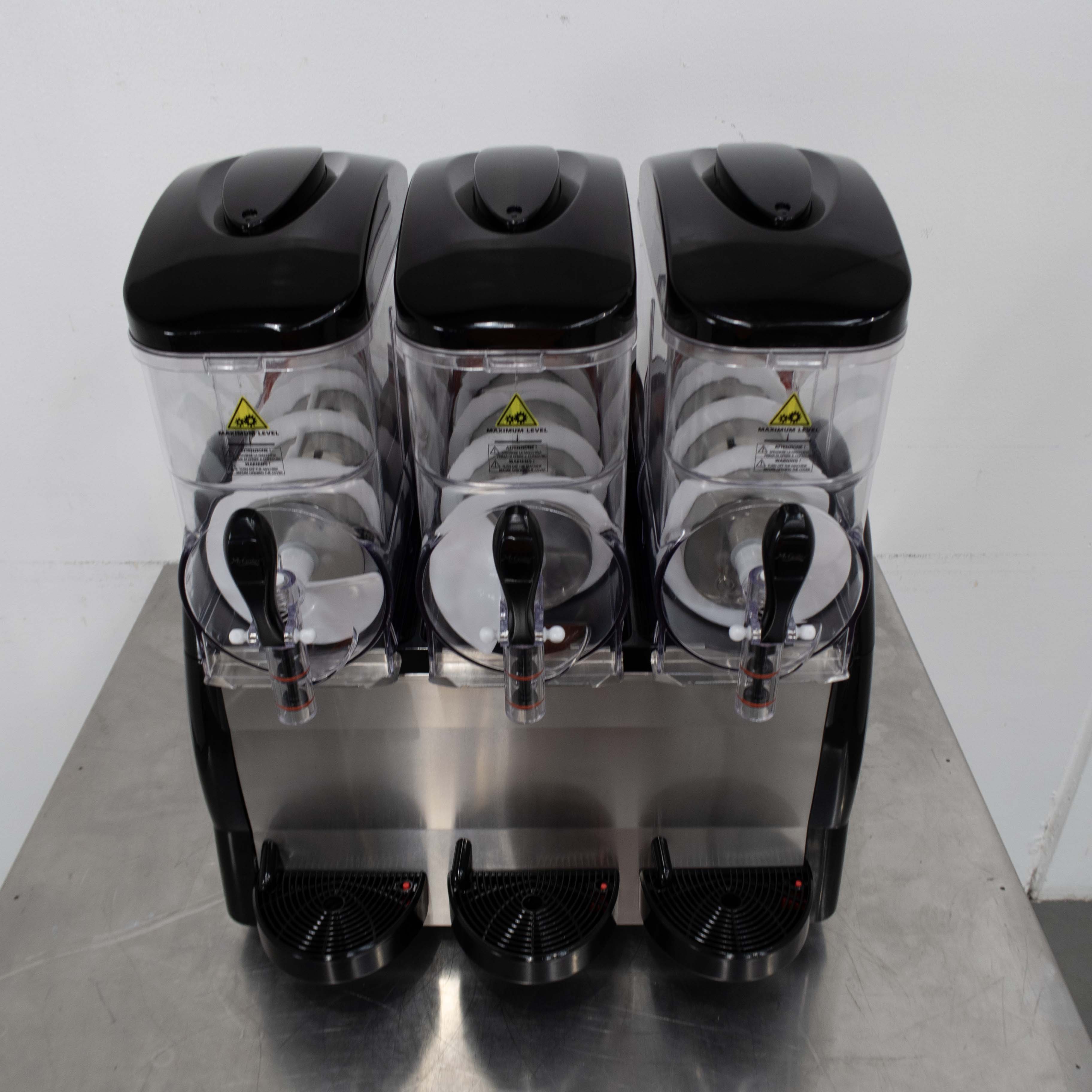 Fabigani FABIGANI-3S Triple Bowl Granita Slushie Machine - 917542