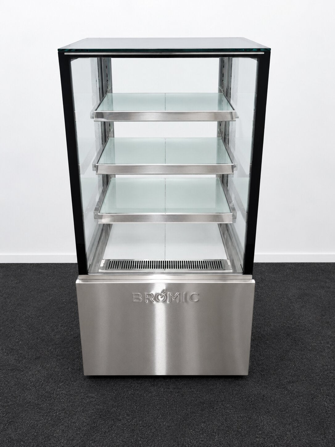 Bromic FD4T0660C Cold Food/Cake Display - 920249