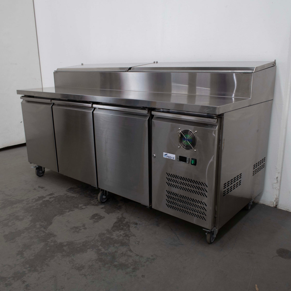 FED-X XSS8C20S3V Sandwich Prep Fridge - 920692