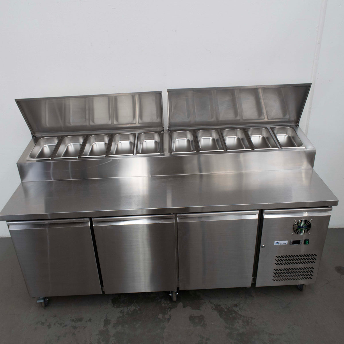 FED-X XSS8C20S3V Sandwich Prep Fridge - 920692
