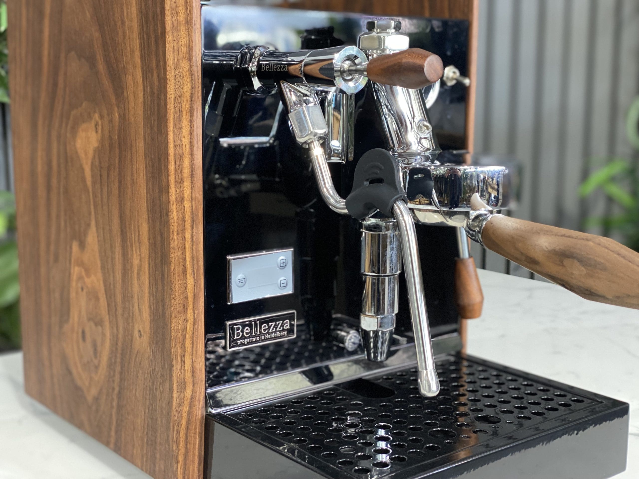 Bellezza Chiara Leva Black - 1 Group Commercial Espresso Machine - Timber