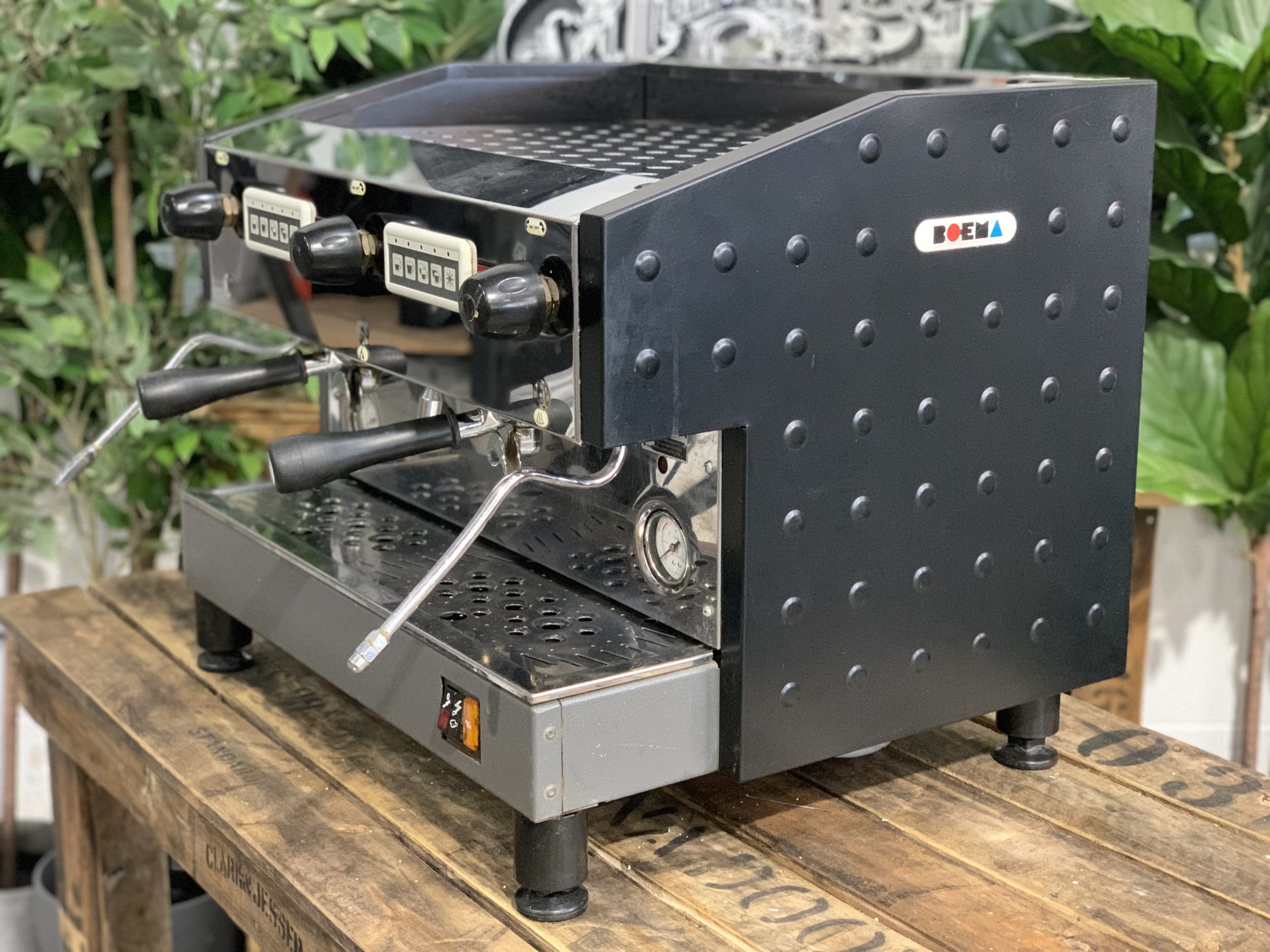 Boema Deluxe D-V215A Low Cup 2 Group Black Espresso Coffee Machine - 31037