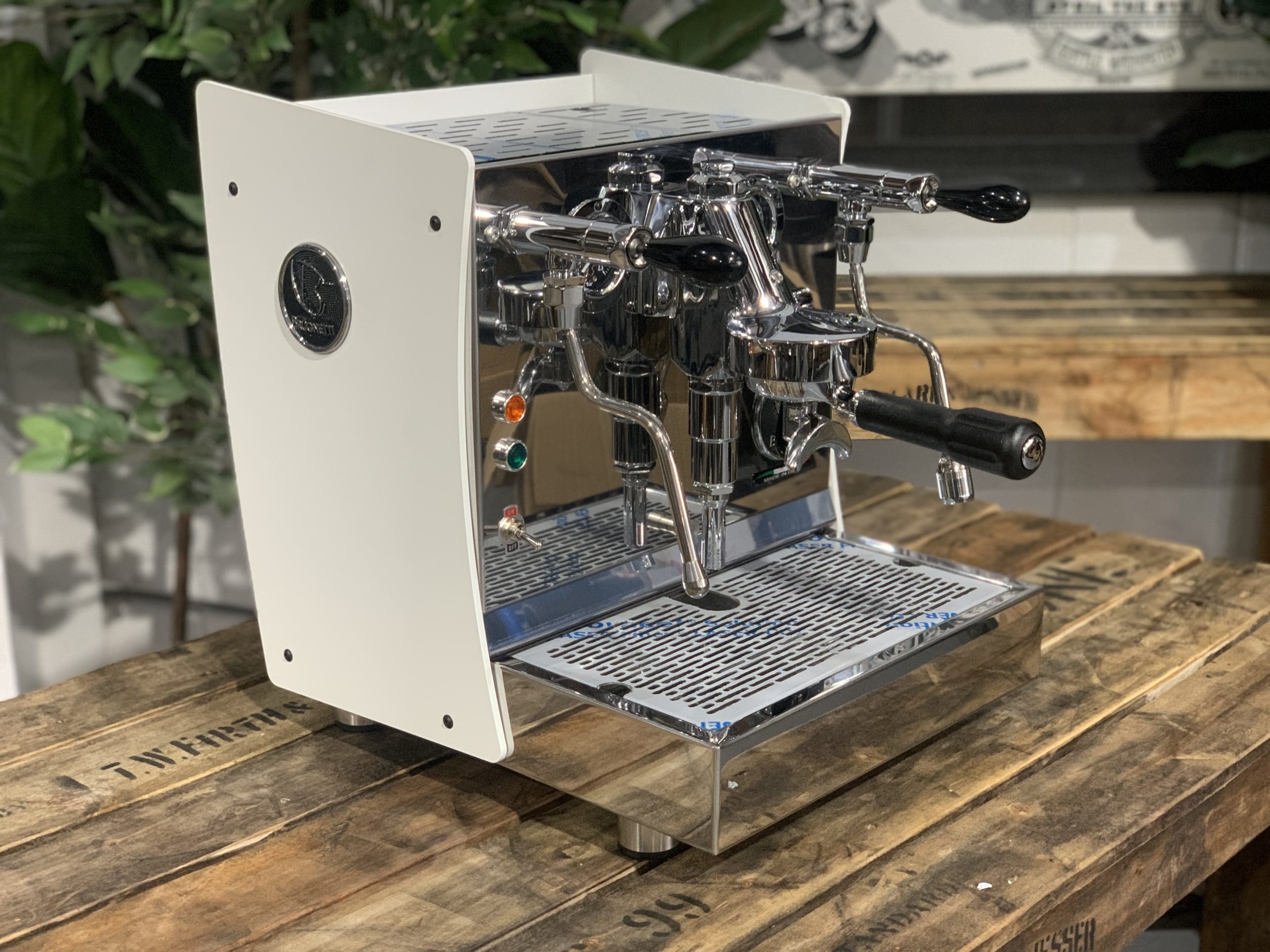 Brugnetti Giulietta White - 1 Group Commercial Espresso Machine - Stainless