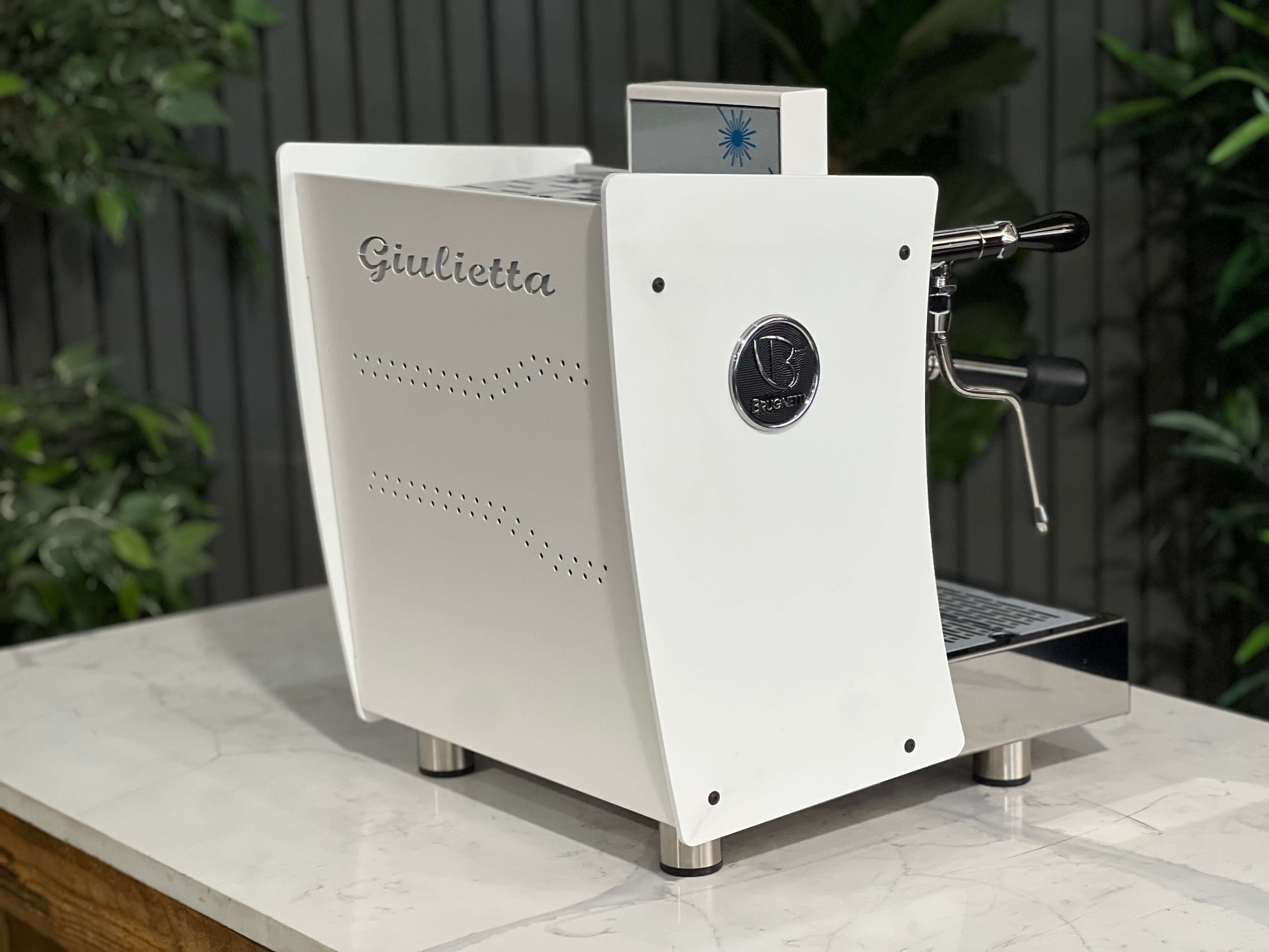 Brugnetti Giulietta Av Brand - 1 Group Commercial Espresso Machine - White
