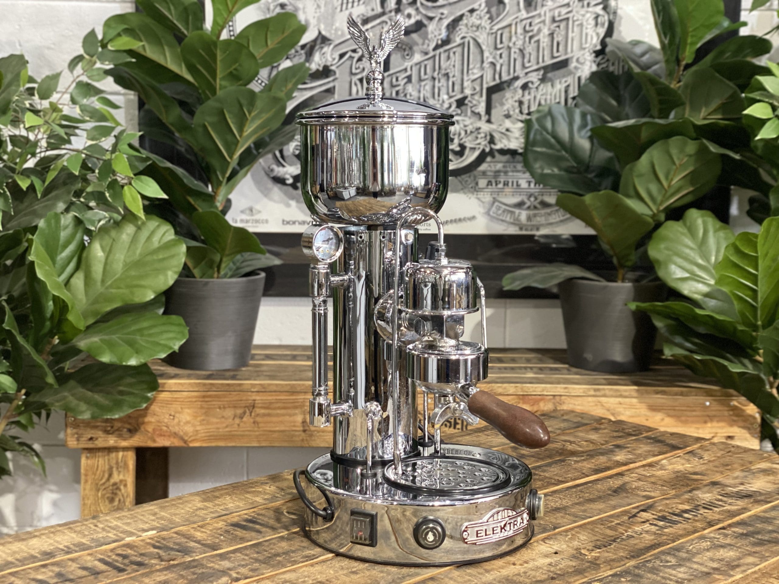 Elektra Micro Semi Automatica - 1 Group Commercial Espresso Machine - Chrome