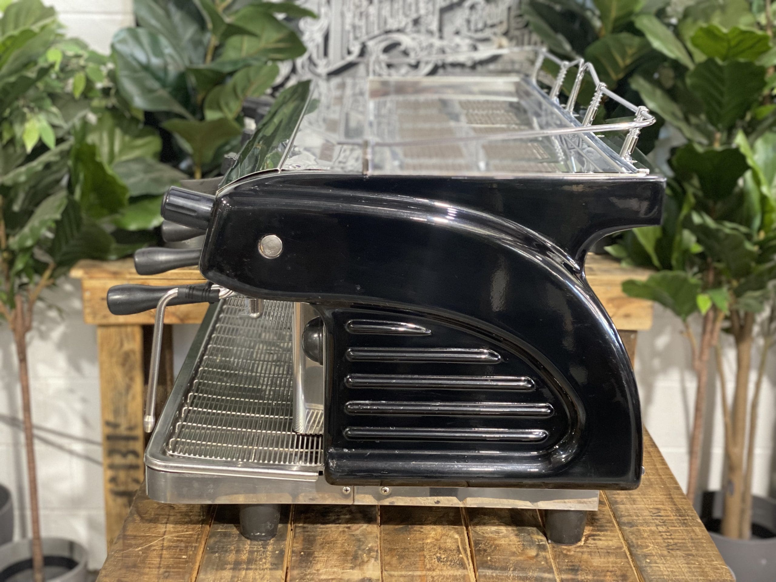 Expobar Ruggero Multiboiler Gloss - 3 Group Commercial Espresso Machine - Black