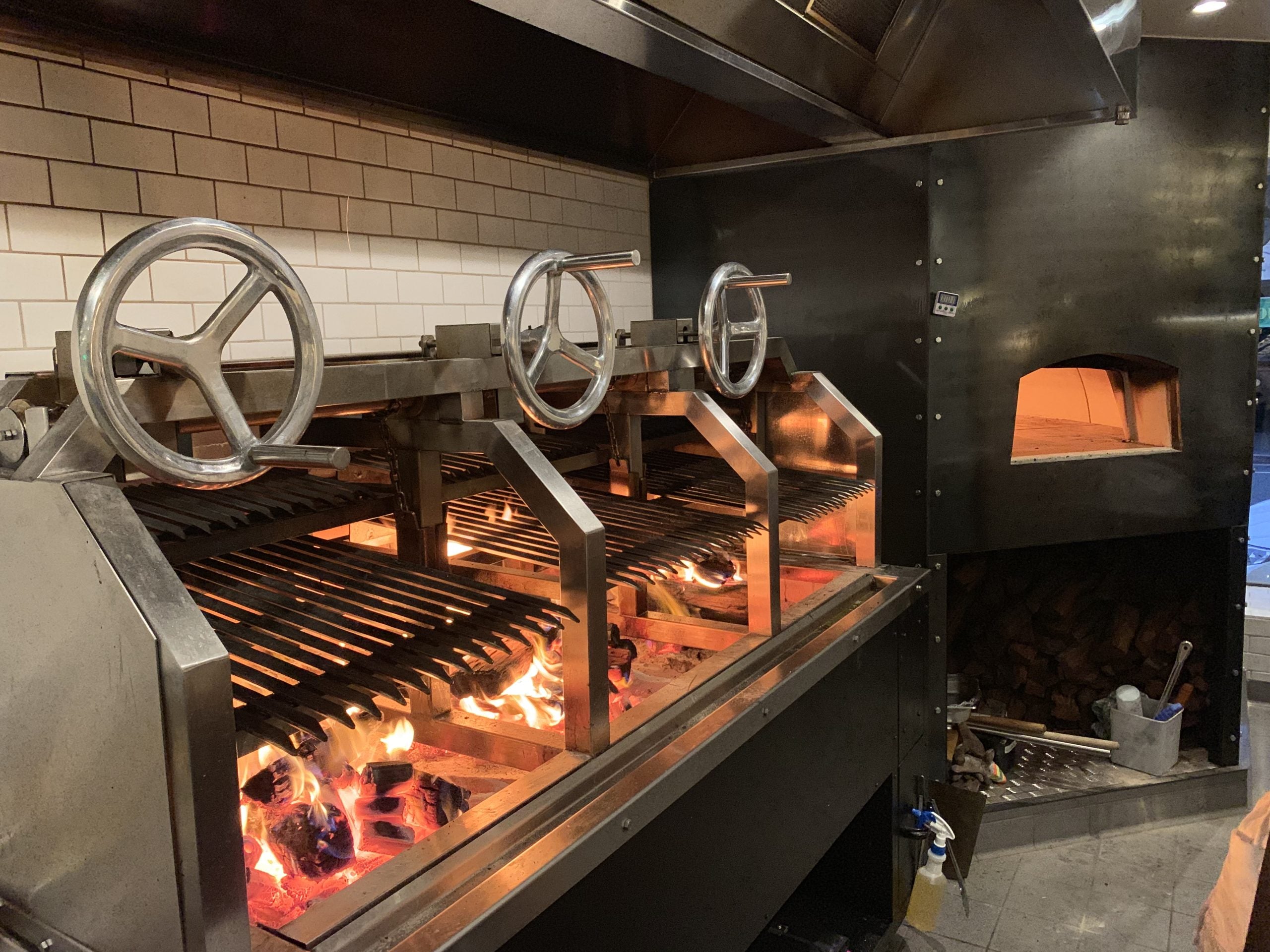 Scheer Parrilla 675 Charcoal & Wood Grill - 1500mm - P675-1500