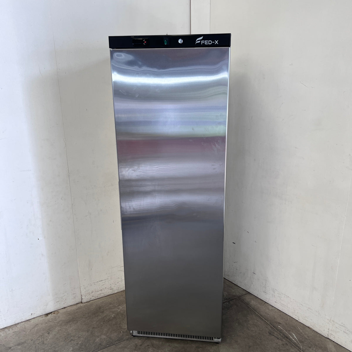 FED-X XF400SS Upright Freezer - 936808