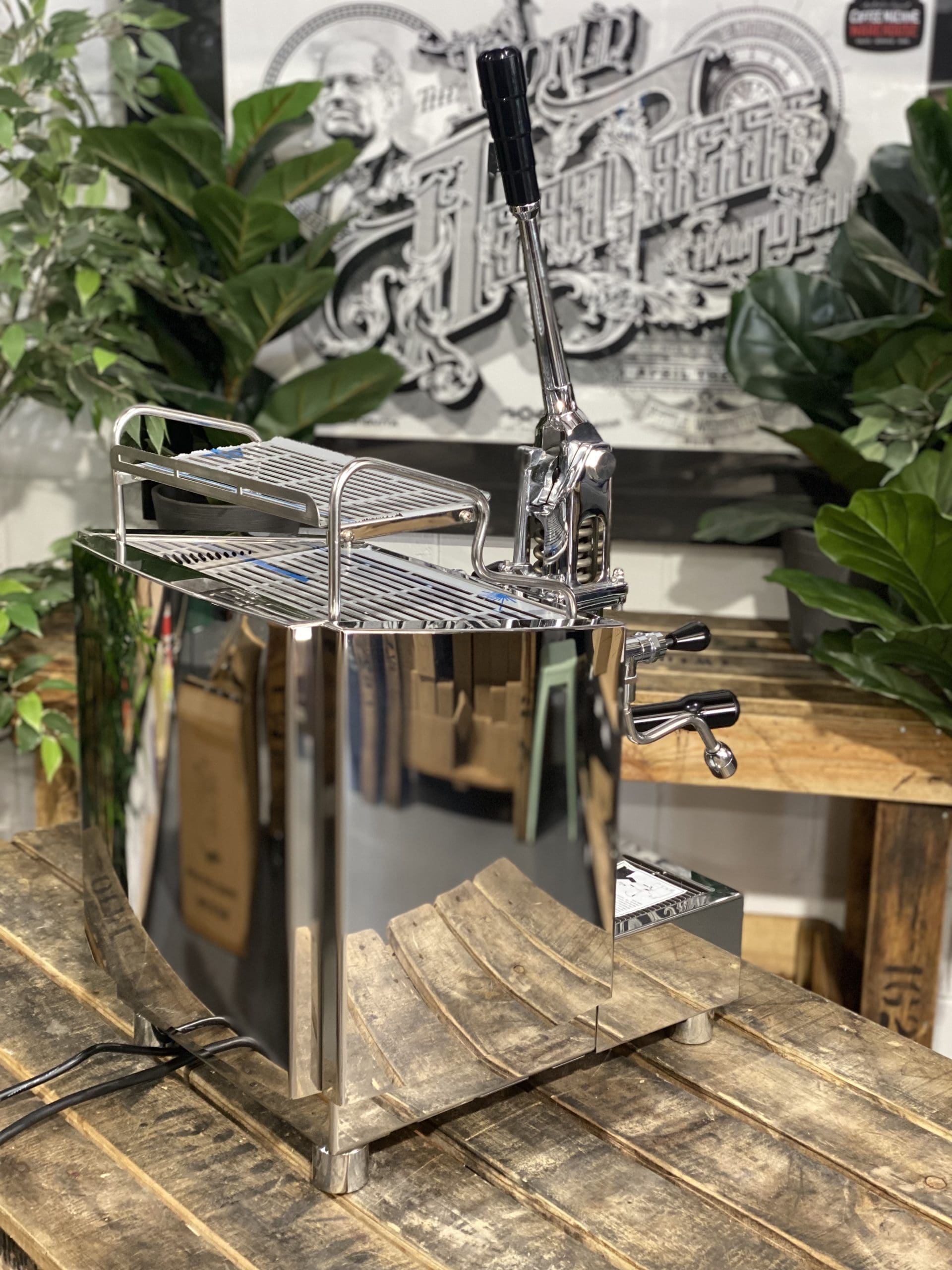 Izzo Alex Leva (Full Pull Lever) Plumbed & No Pump - 1 Group Commercial Espresso Machine