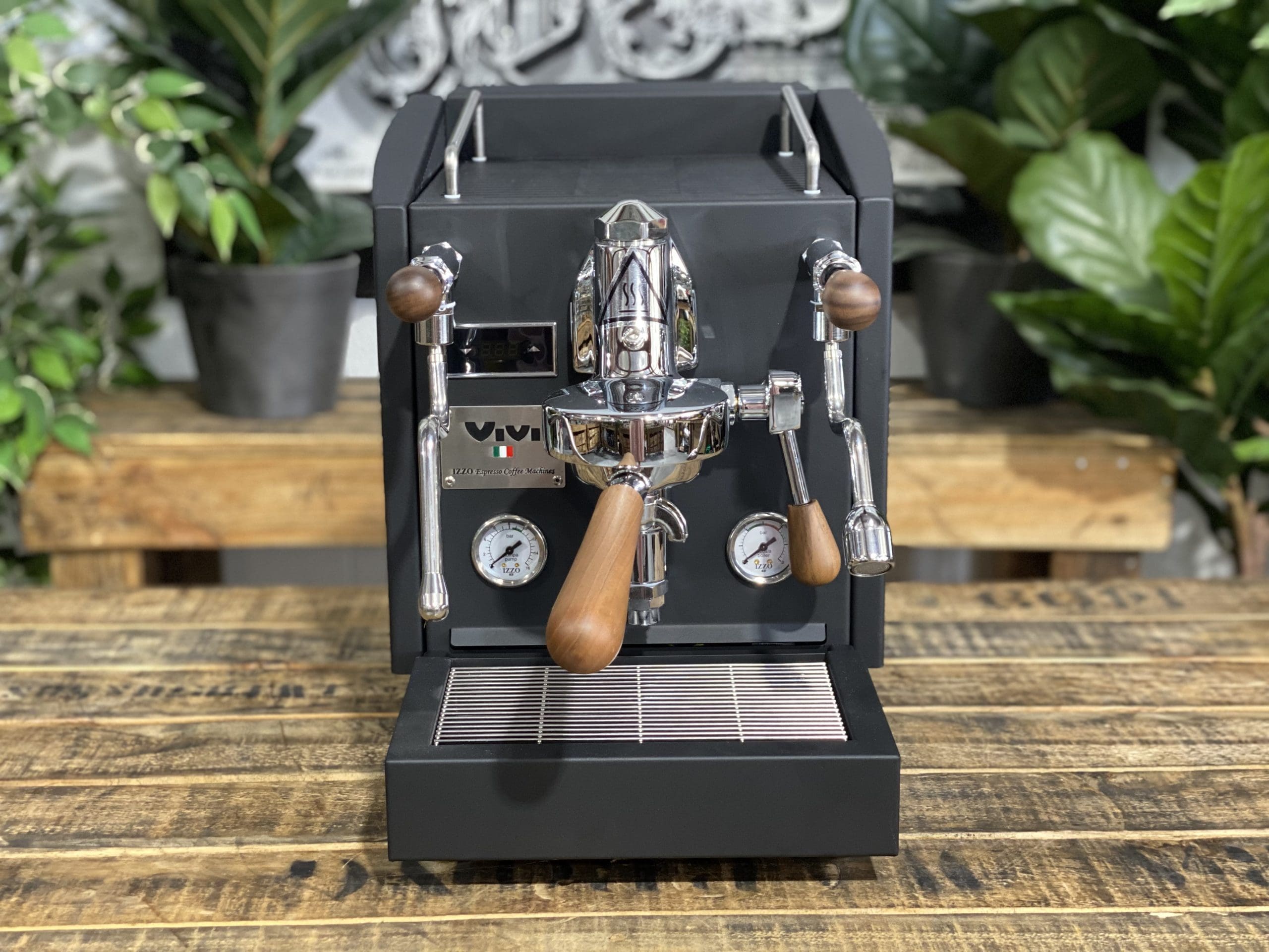 Izzo Vivi Duetto Dual Boiler Black - 1 Group Commercial Espresso Machine - Timber