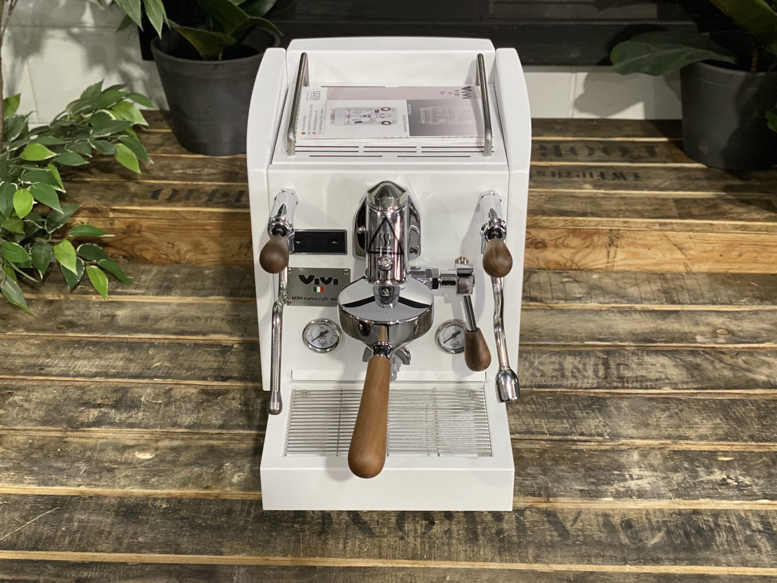 Izzo Vivi PID White - 1 Group Commercial Espresso Machine - Timber