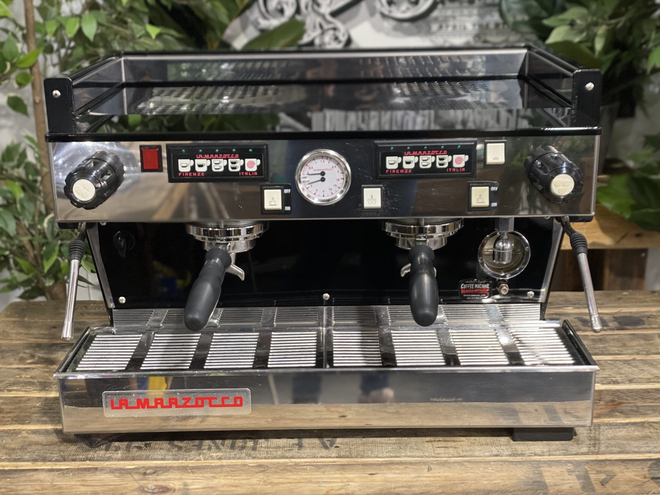 La Marzocco Linea Classic - 2 Group Commercial Espresso Machine - Black