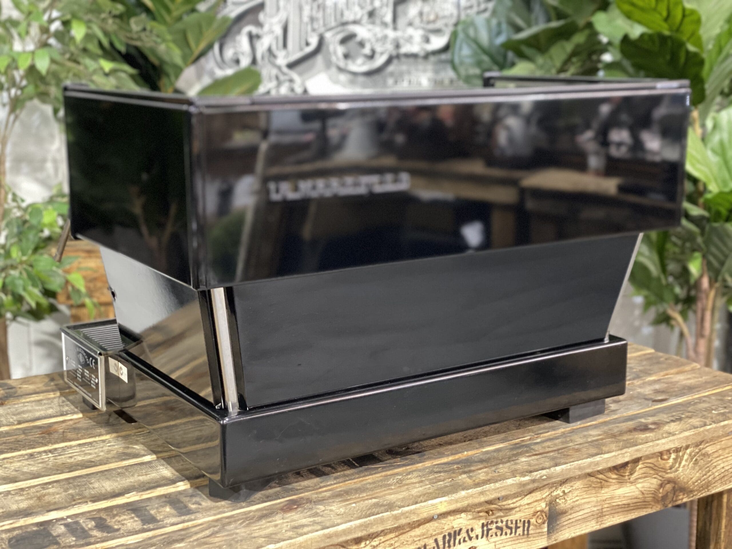 La Marzocco Linea Classic - 2 Group Commercial Espresso Machine - Black