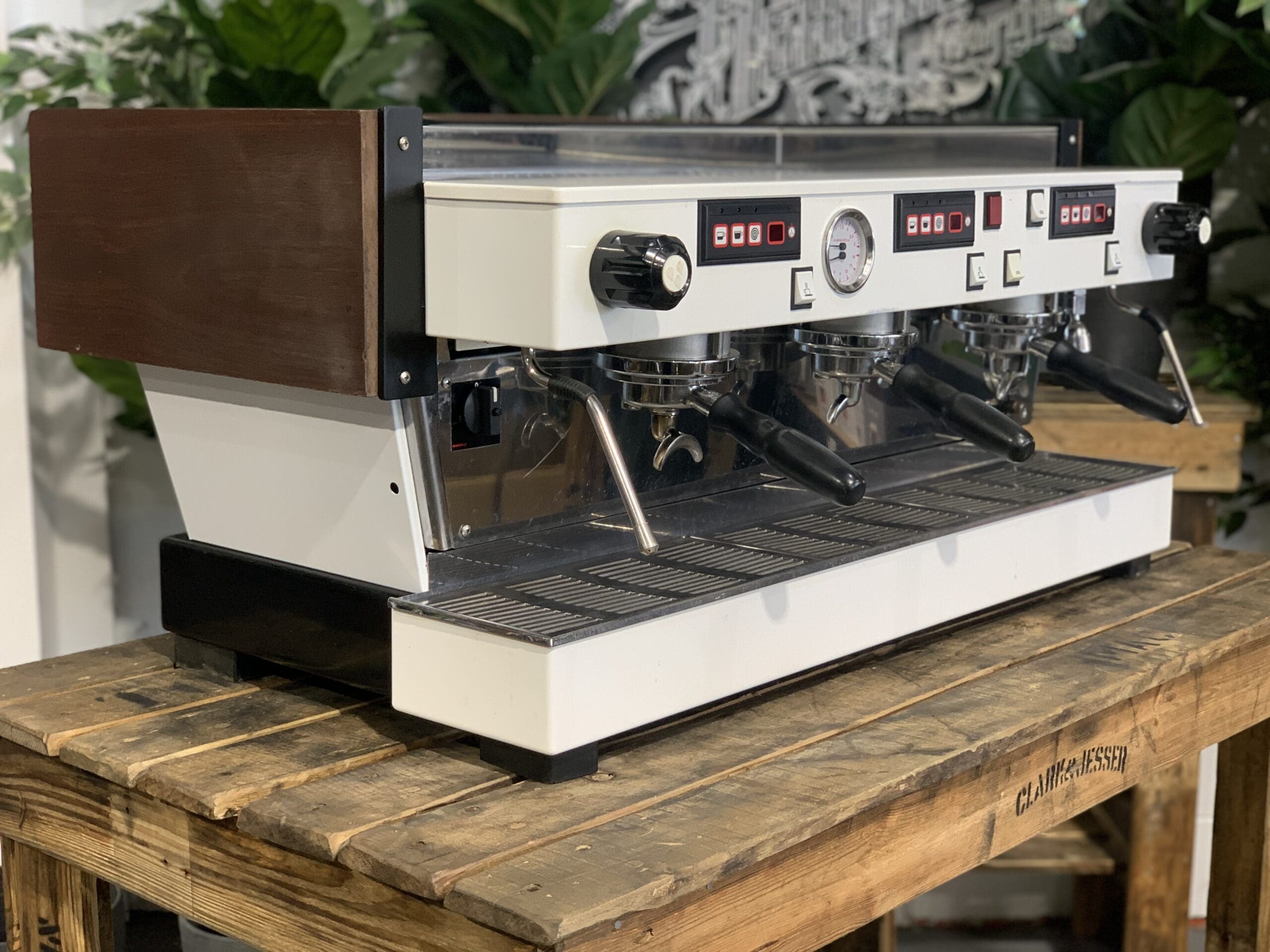 La Marzocco Linea Classic Chrono Touch Pads Wood - 3 Group Commercial Espresso Machine - White