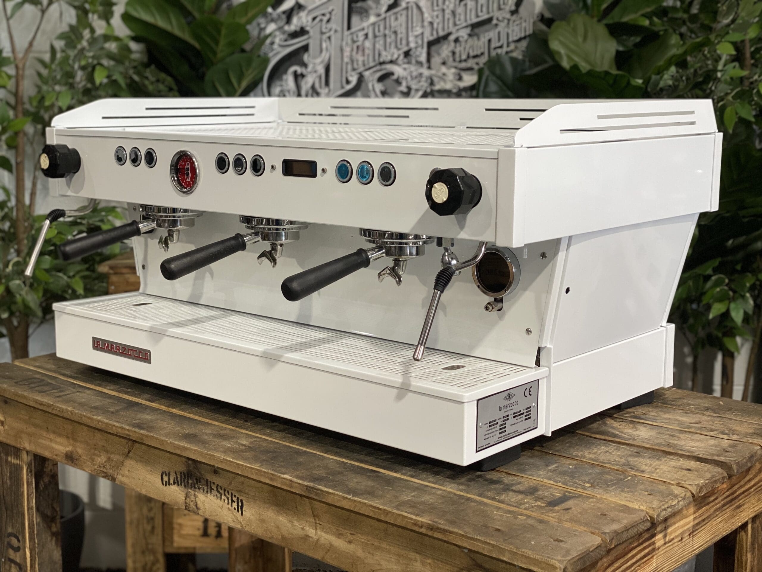 La Marzocco Linea PB Full White w Rubber Pesado Handles - 3 Group Commercial Espresso Machine - Black