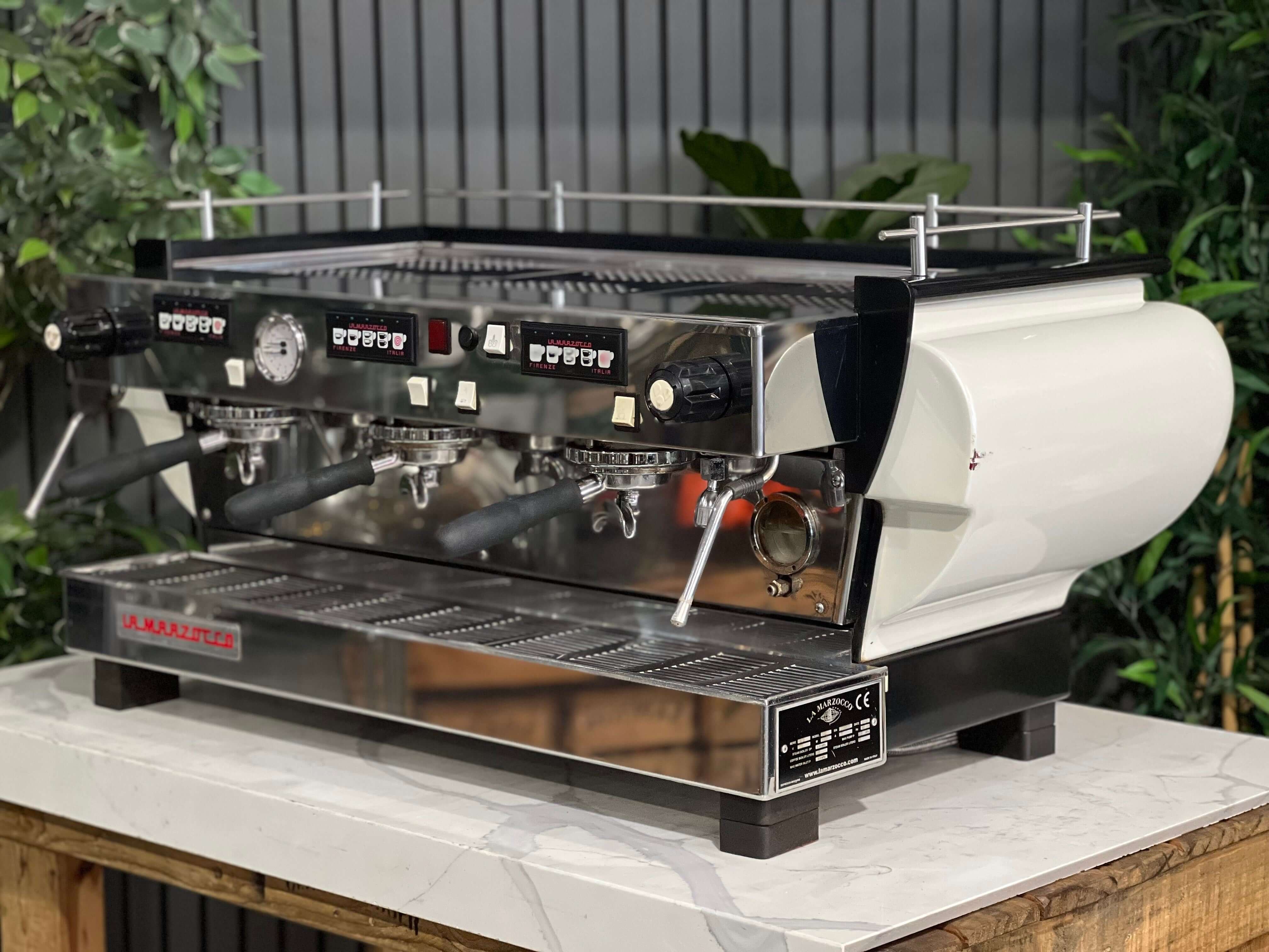 La Marzocco Fb70 - 3 Group Commercial Espresso Machine - White