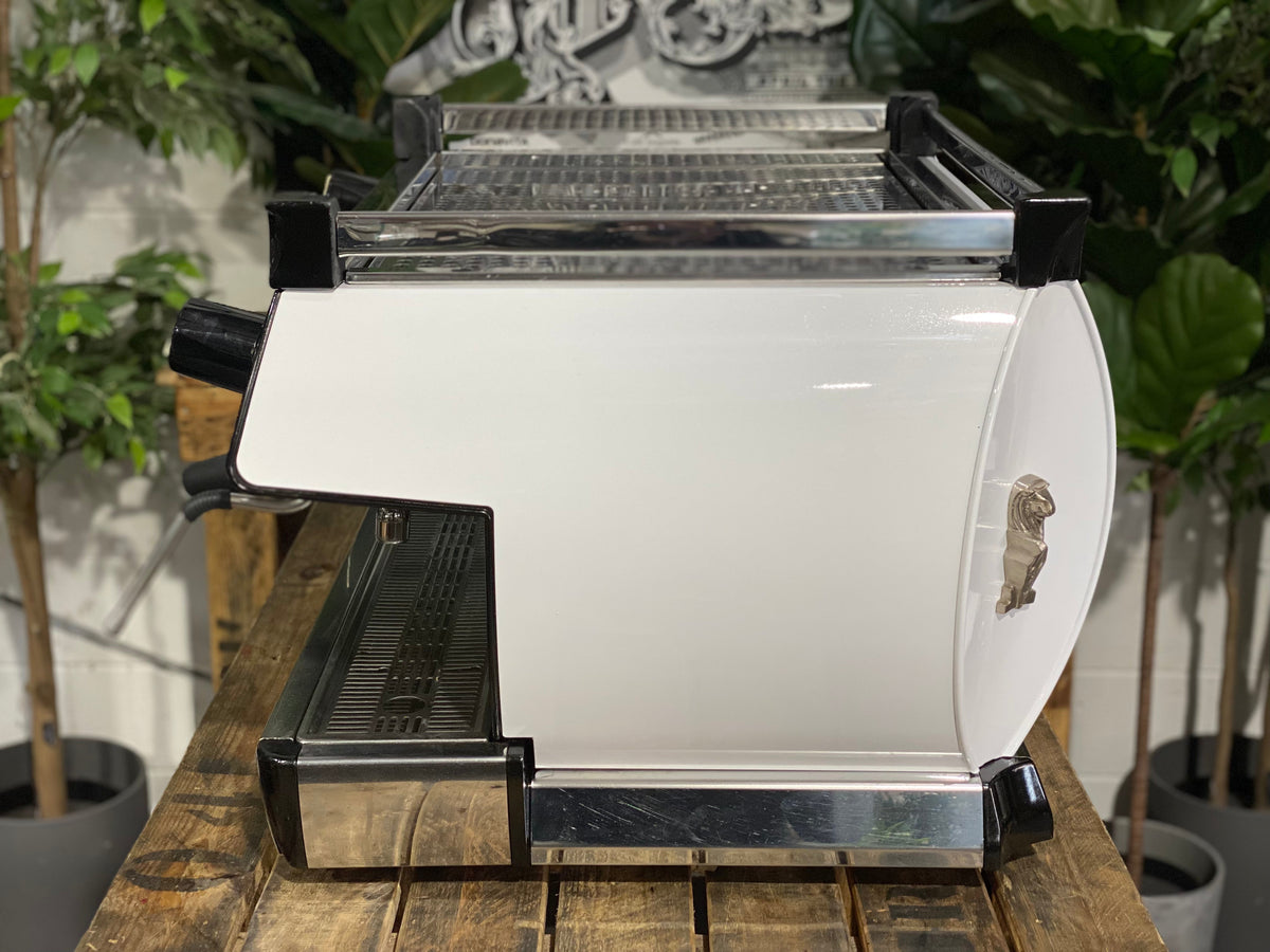 La Marzocco GB5 - - 2 Group Commercial Espresso Machine - Commercial - White