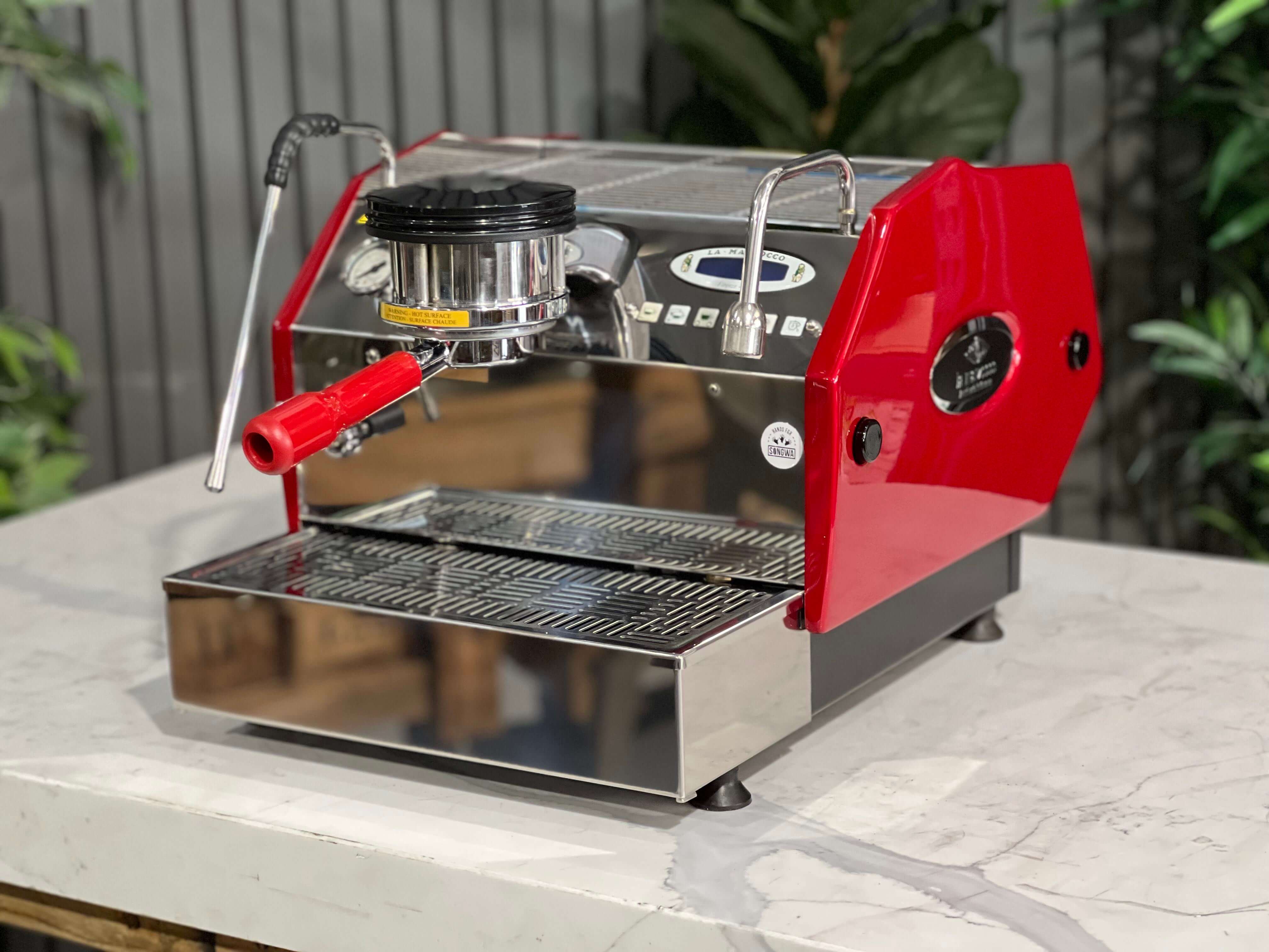 La Marzocco GS3 AV - 1 Group Commercial Espresso Machine - Black