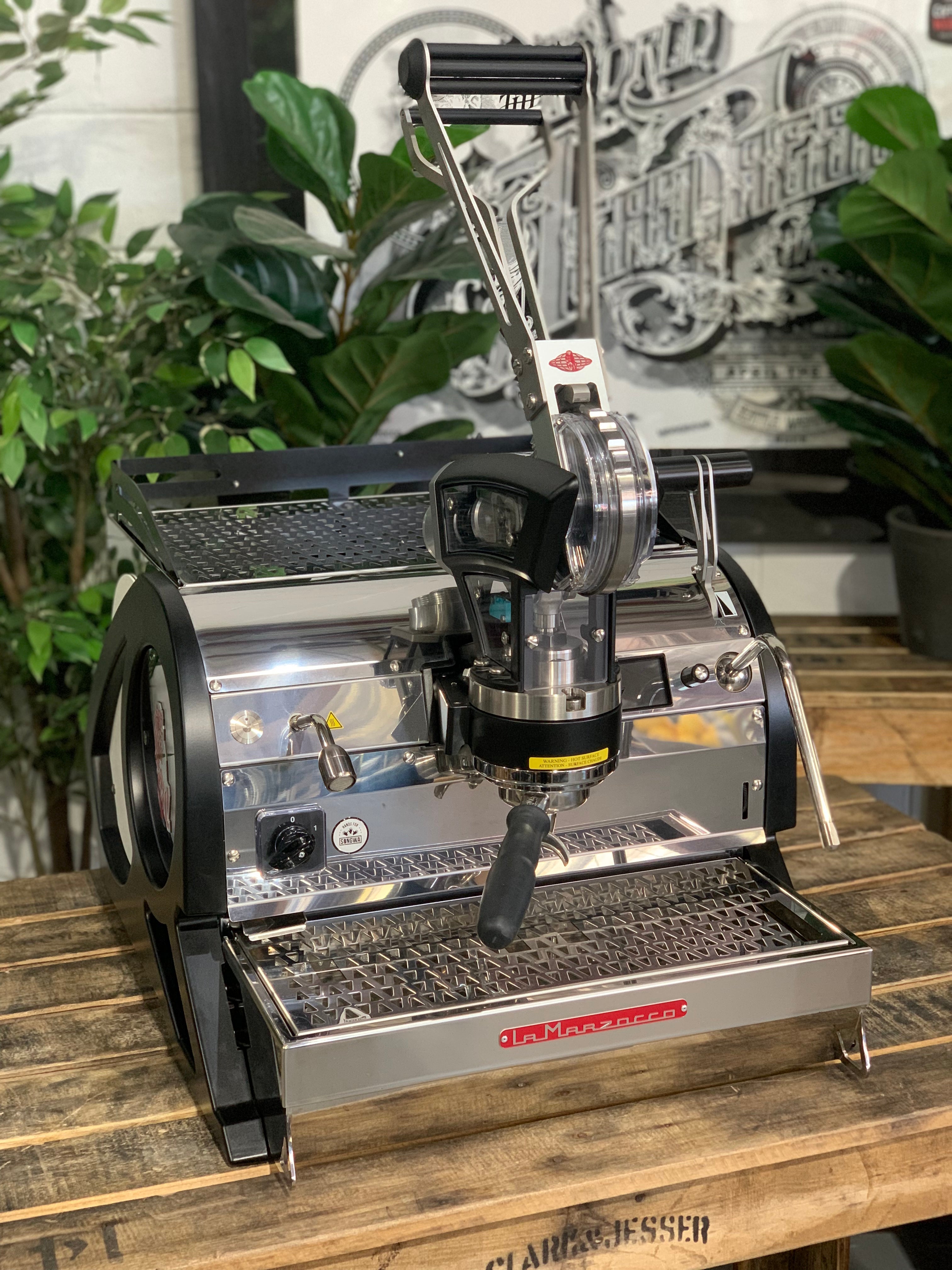 La Marzocco Leva X (1-) - 3 Group Commercial Espresso Machine