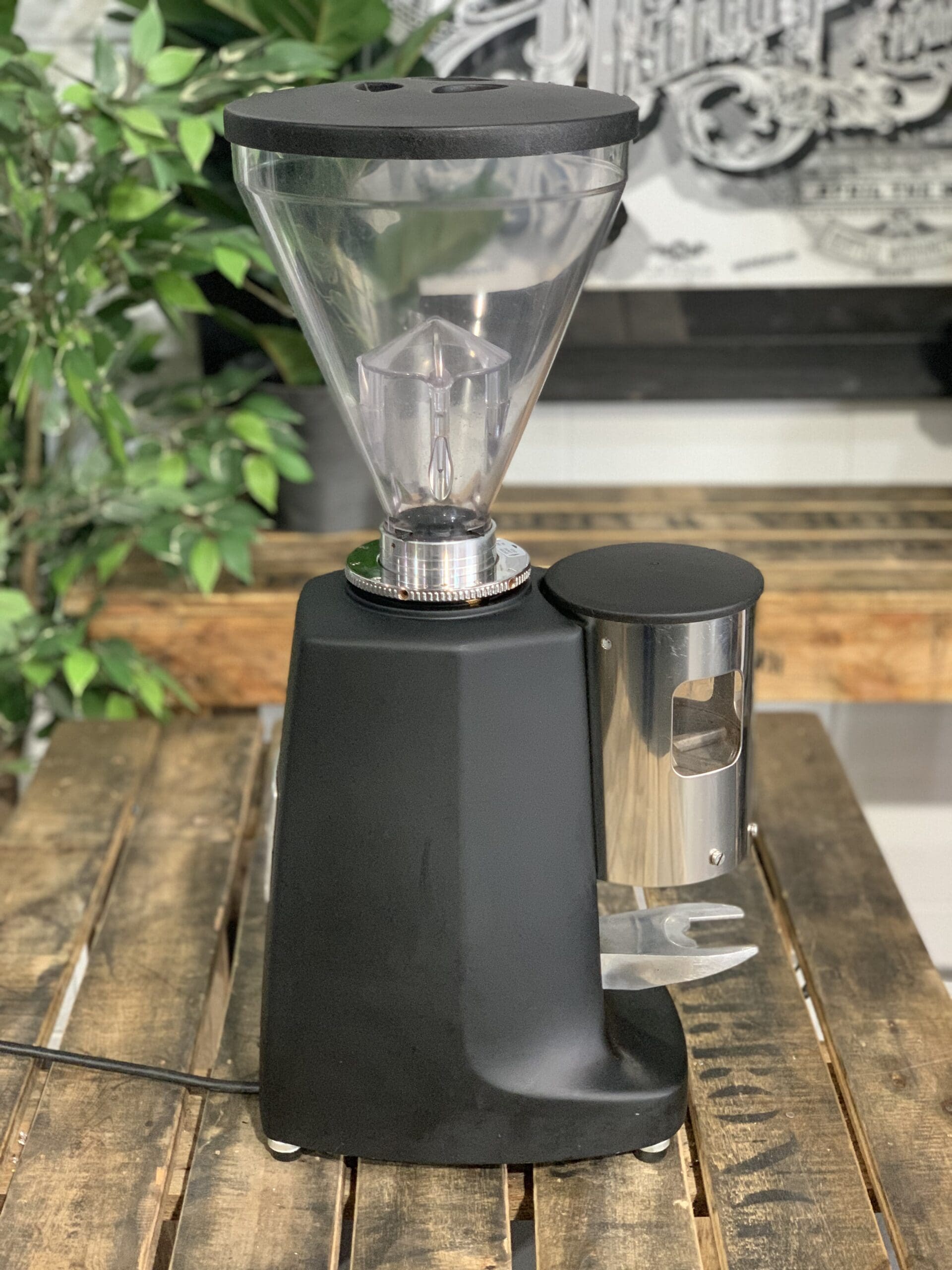 Mazzer Super Jolly Automatic - Black