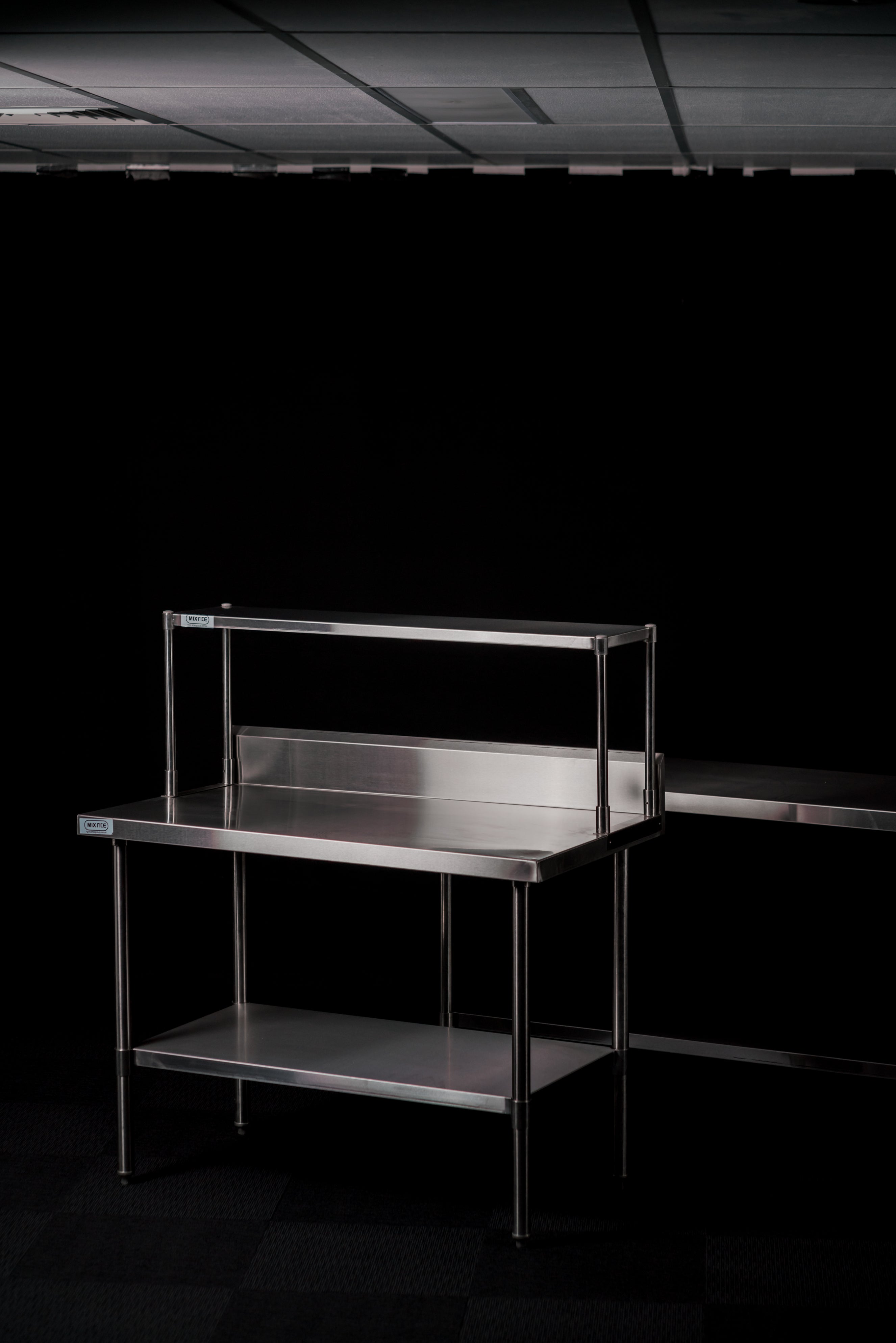 Mixrite 256 Work Bench with Splash-back 600 x 700 x 900 mm WTS706B