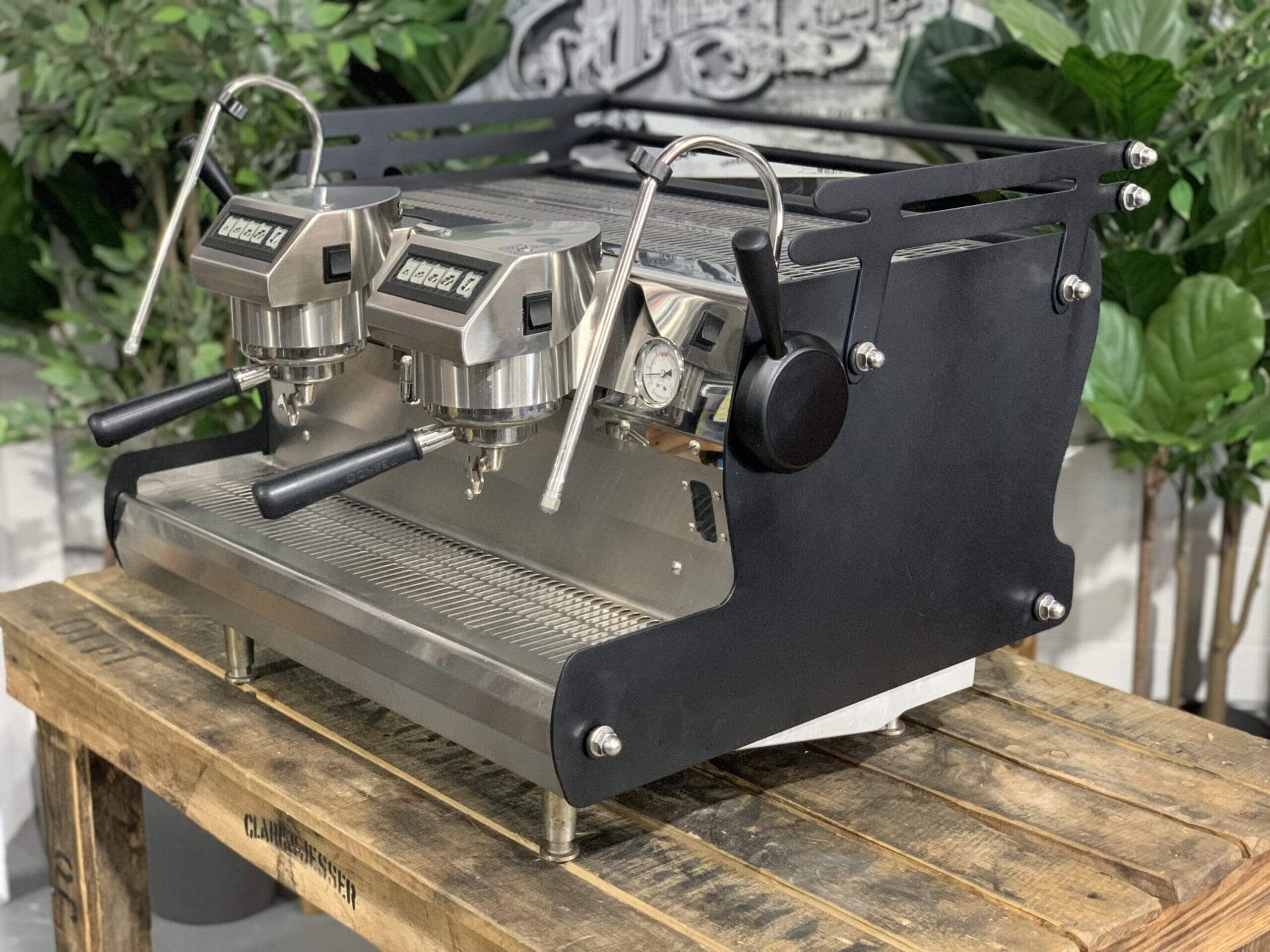 Synesso Sabre - 2 Group Commercial Espresso Machine - Black